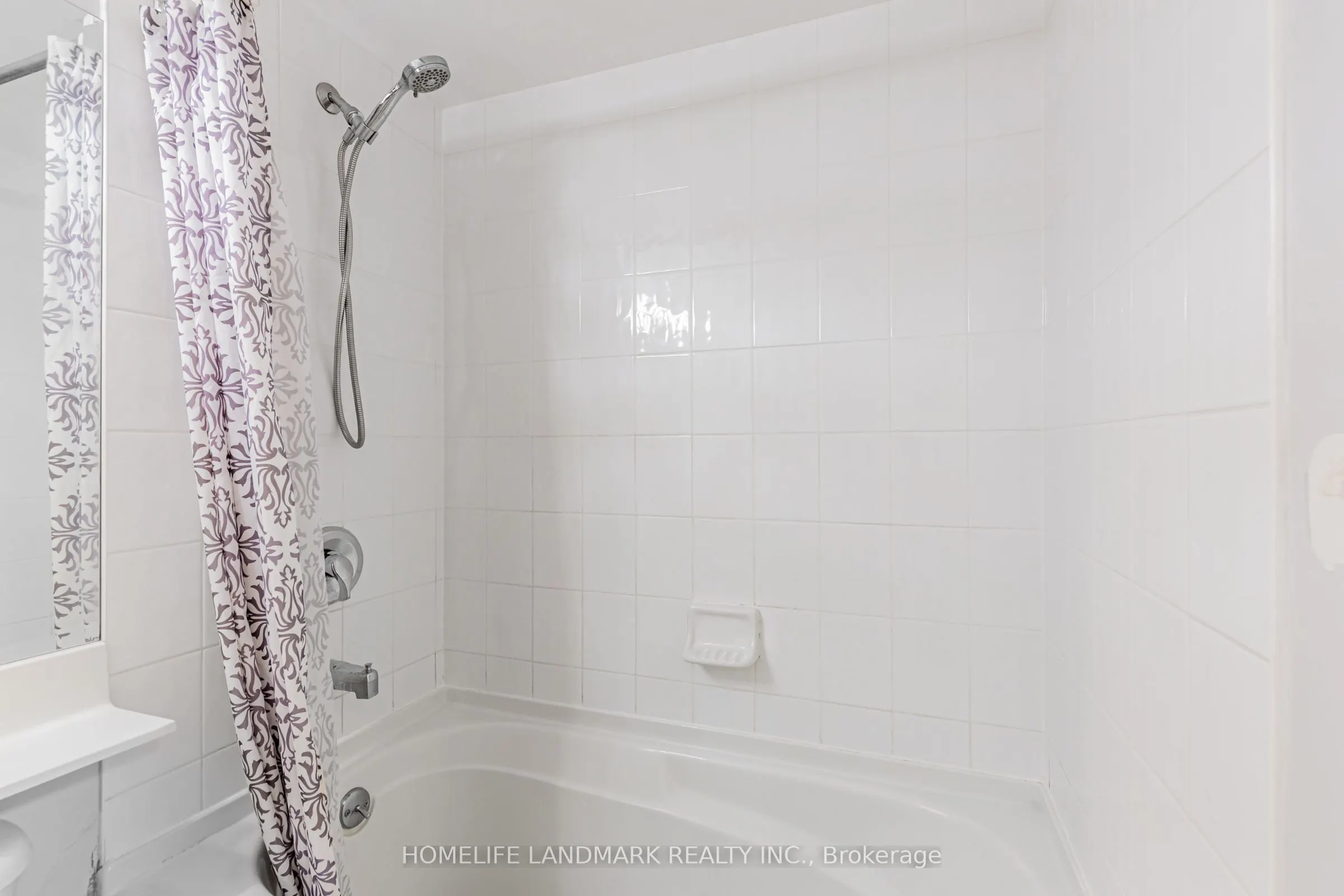 1 Lee Centre Drive, #1601
