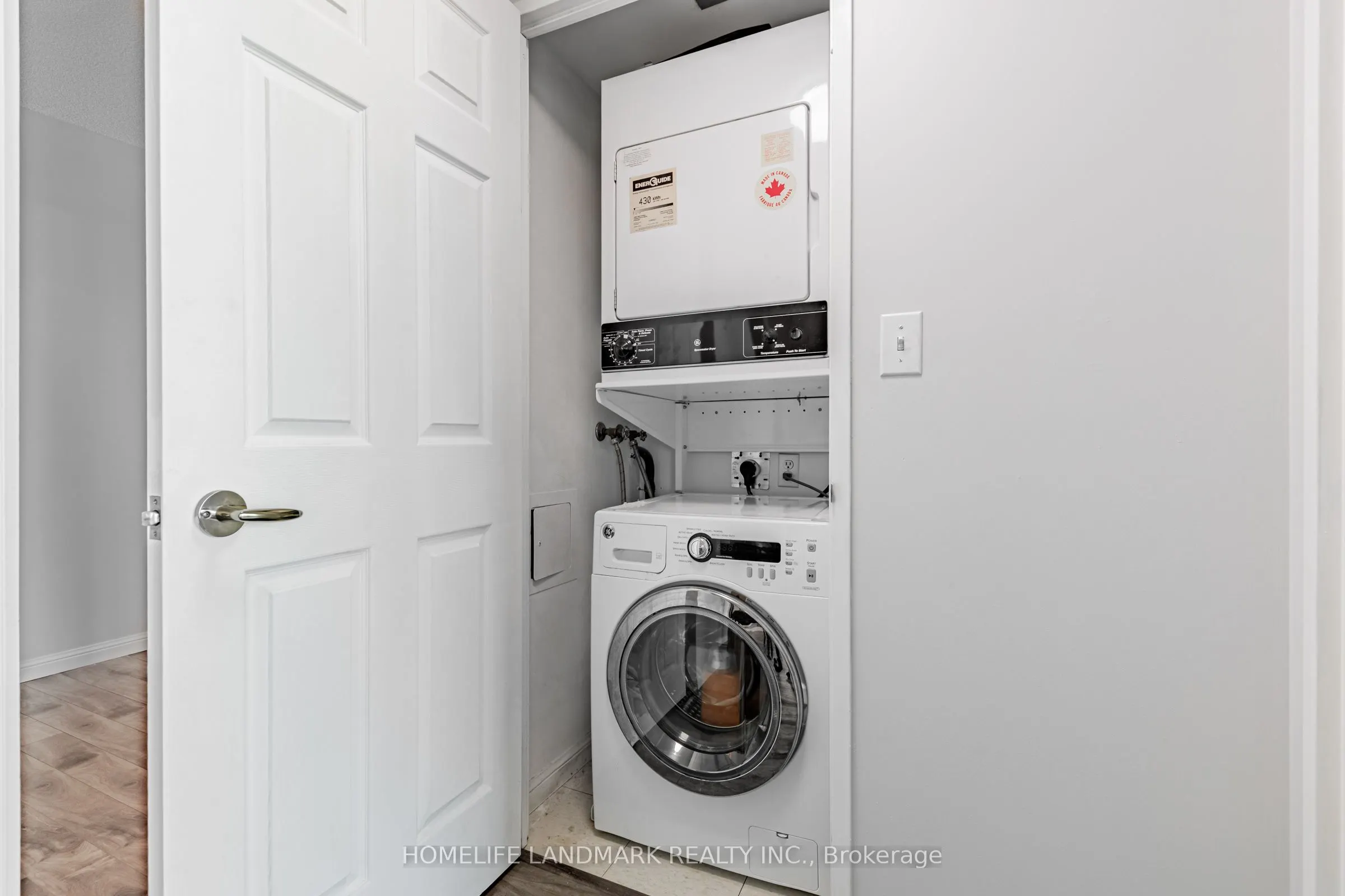 1 Lee Centre Drive, #1601