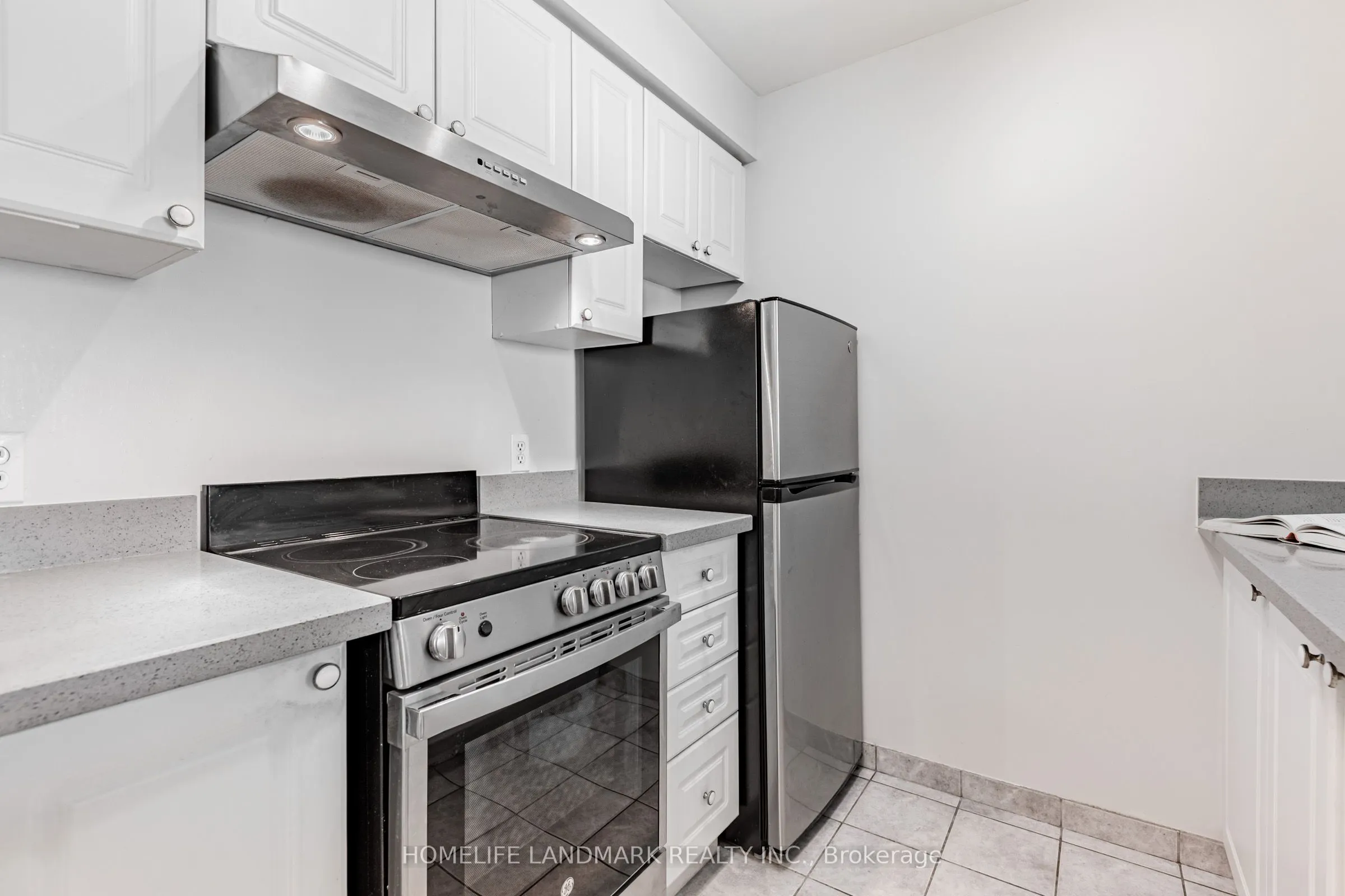 1 Lee Centre Drive, #1601