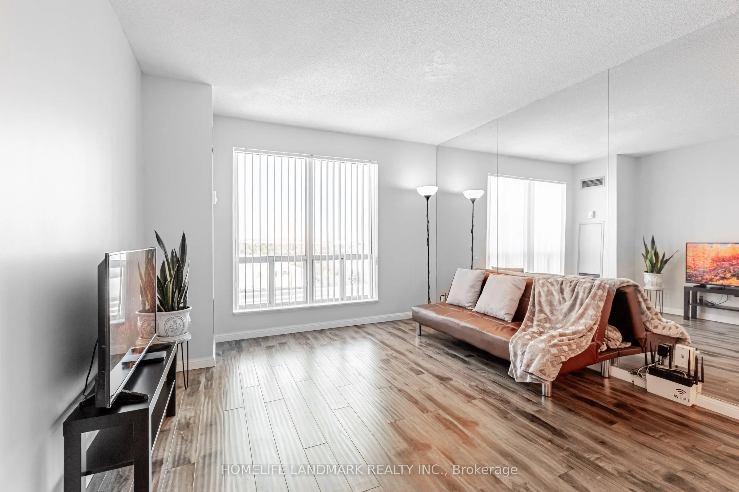 1 Lee Centre Drive, #1601