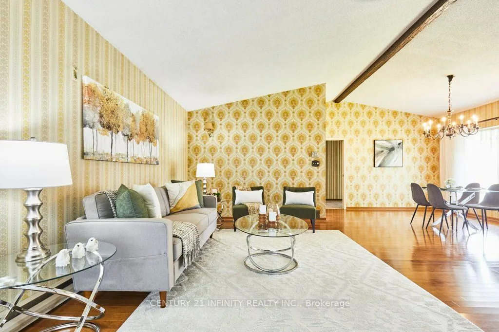 1 Goodland Gate