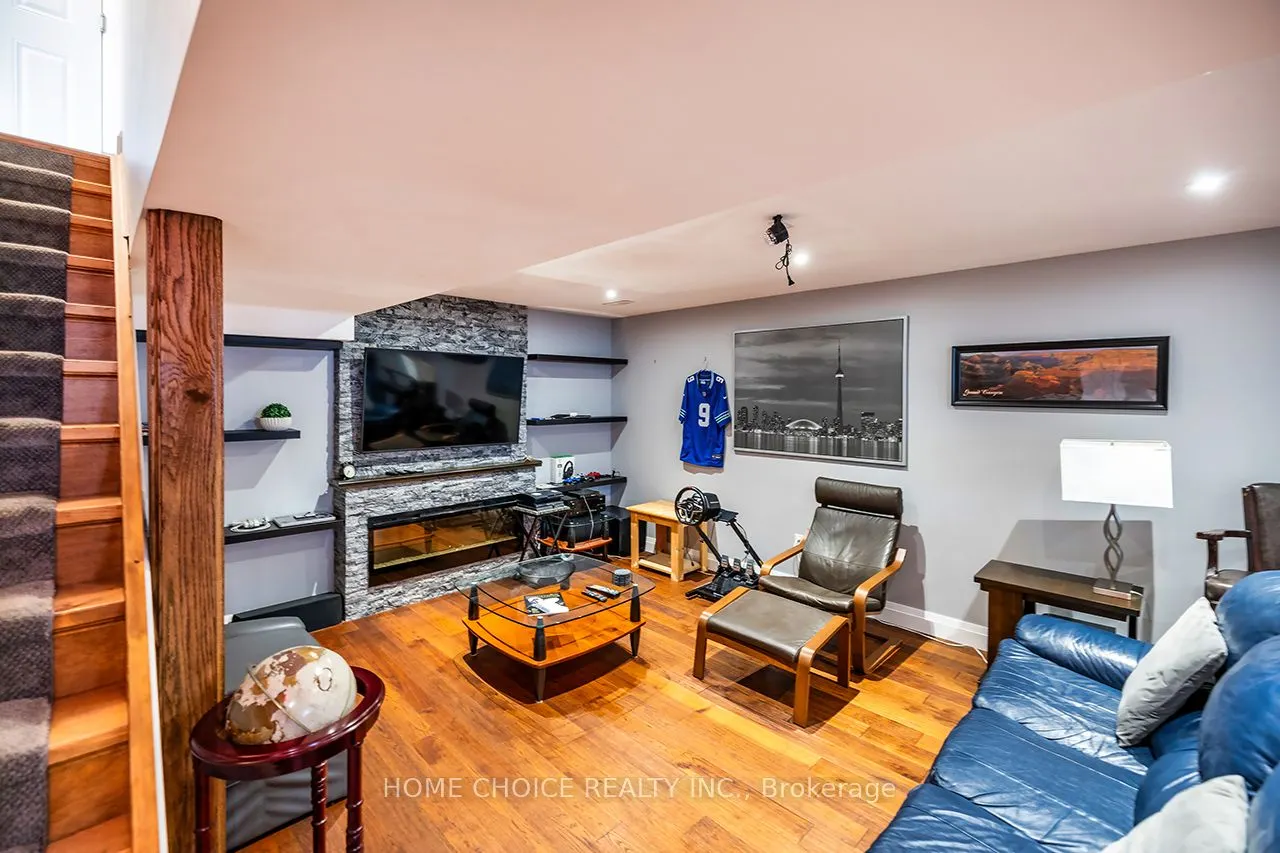 333 Clark Street