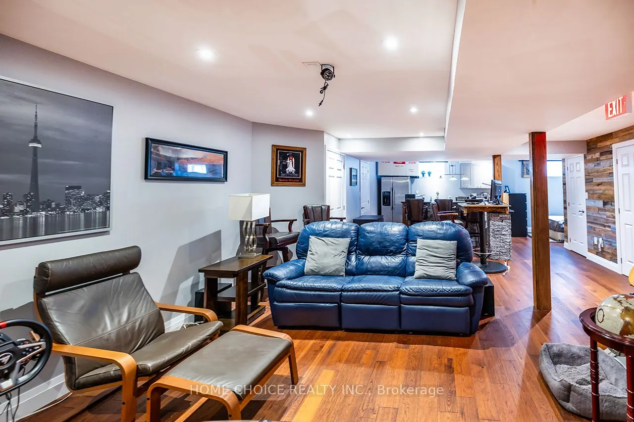 333 Clark Street