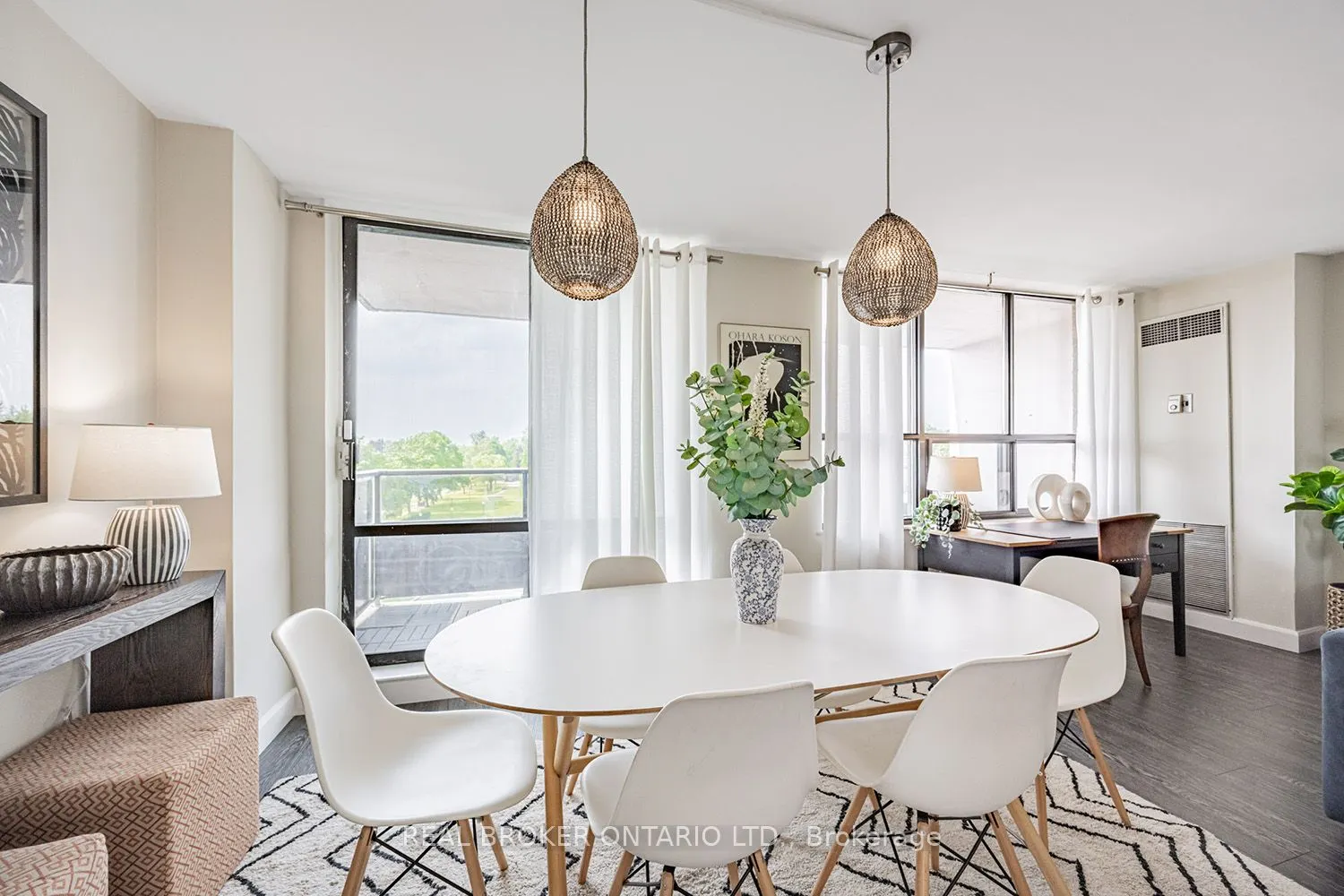 2721 Victoria Park Avenue, #506