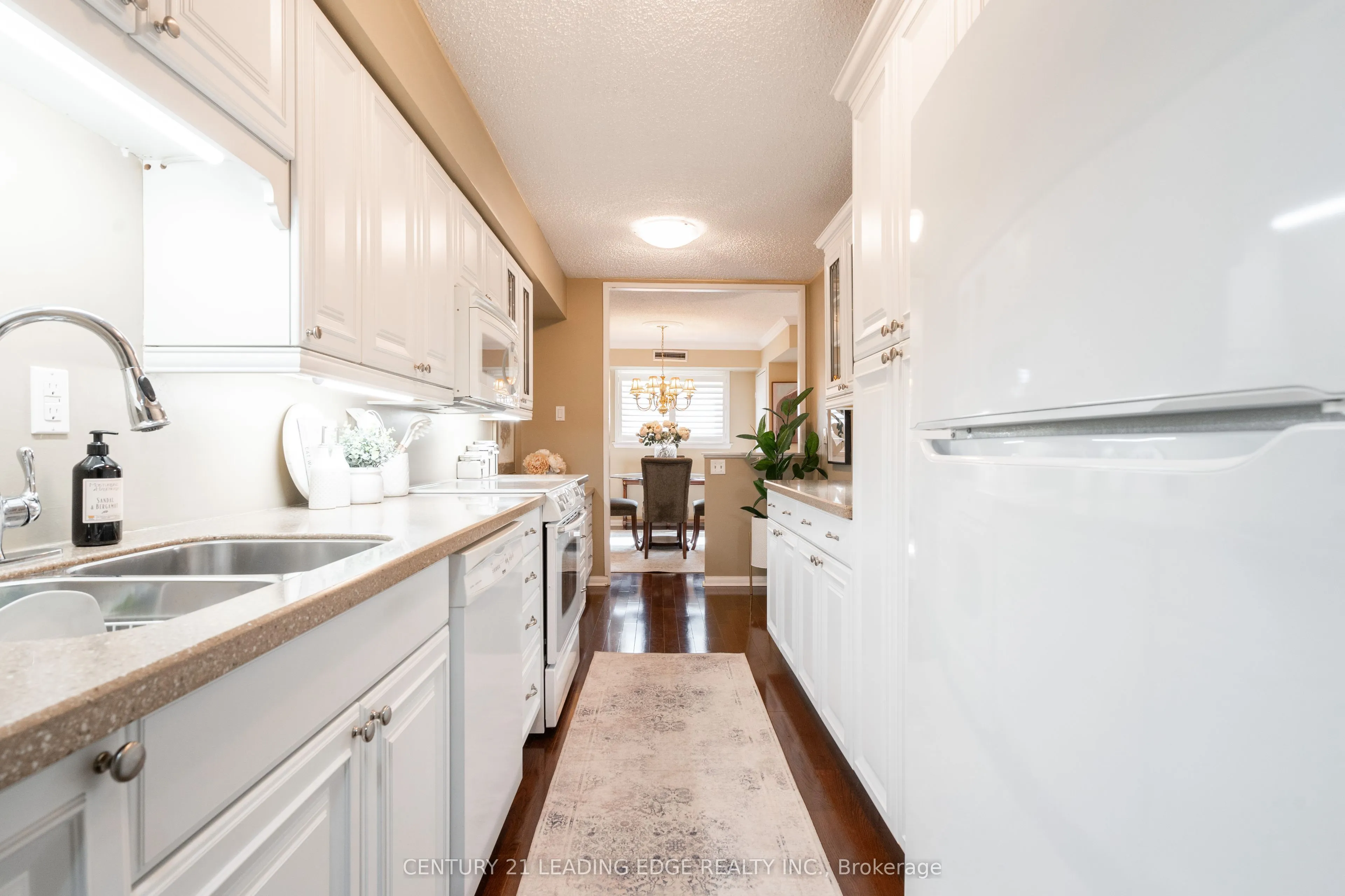 40 Chichester Place, #606
