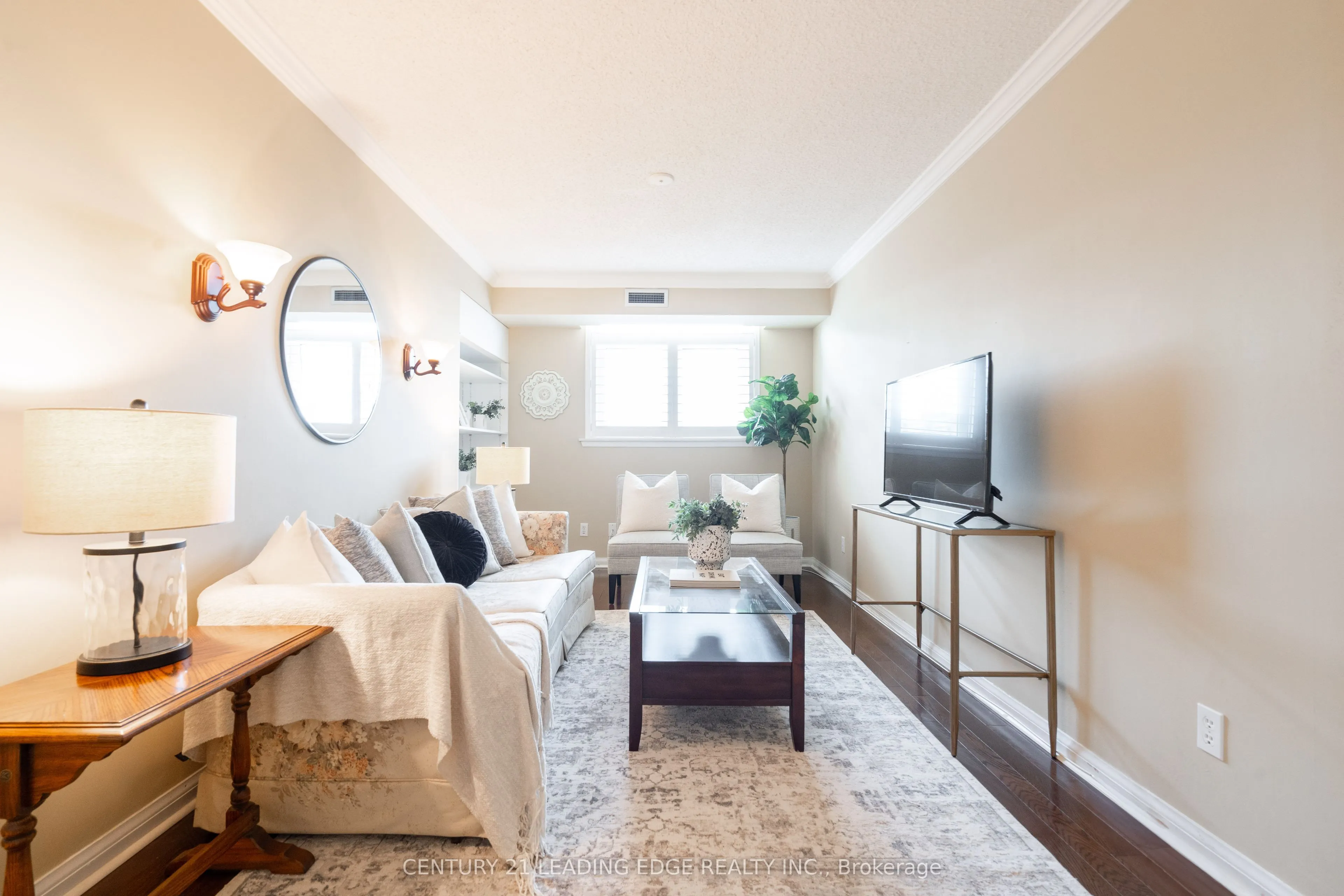 40 Chichester Place, #606