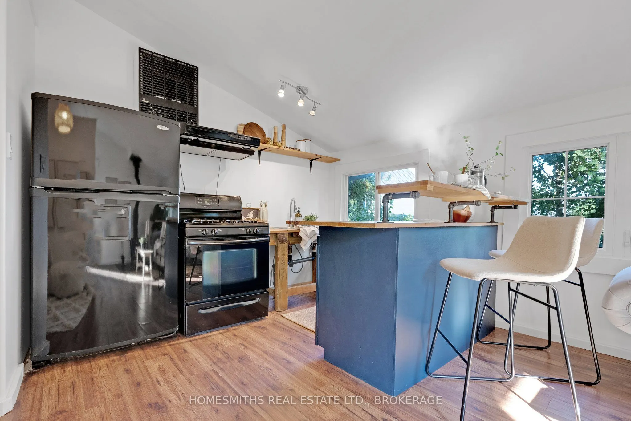 141 Cedar Crest Beach Road