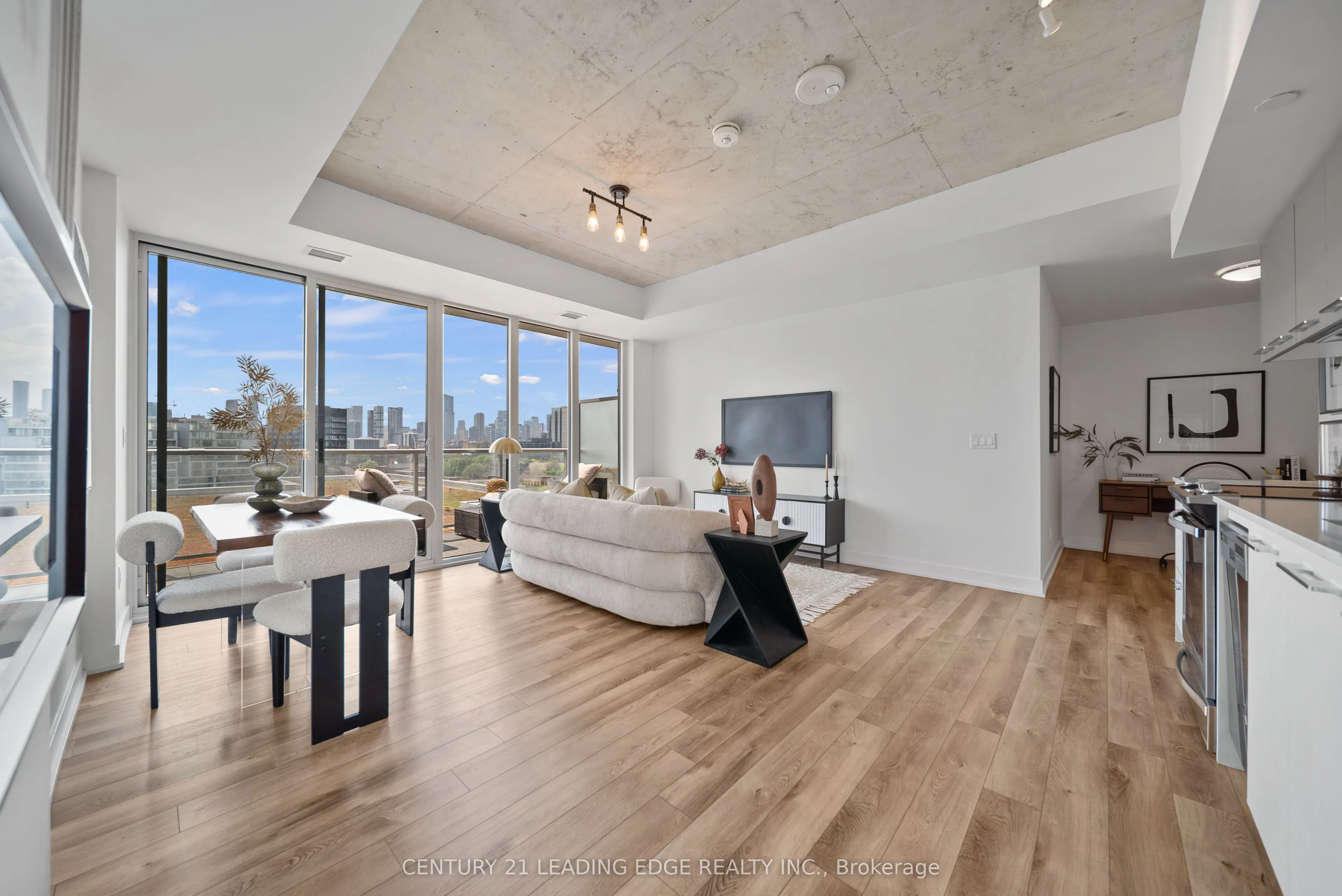 15 Baseball Place, #1107