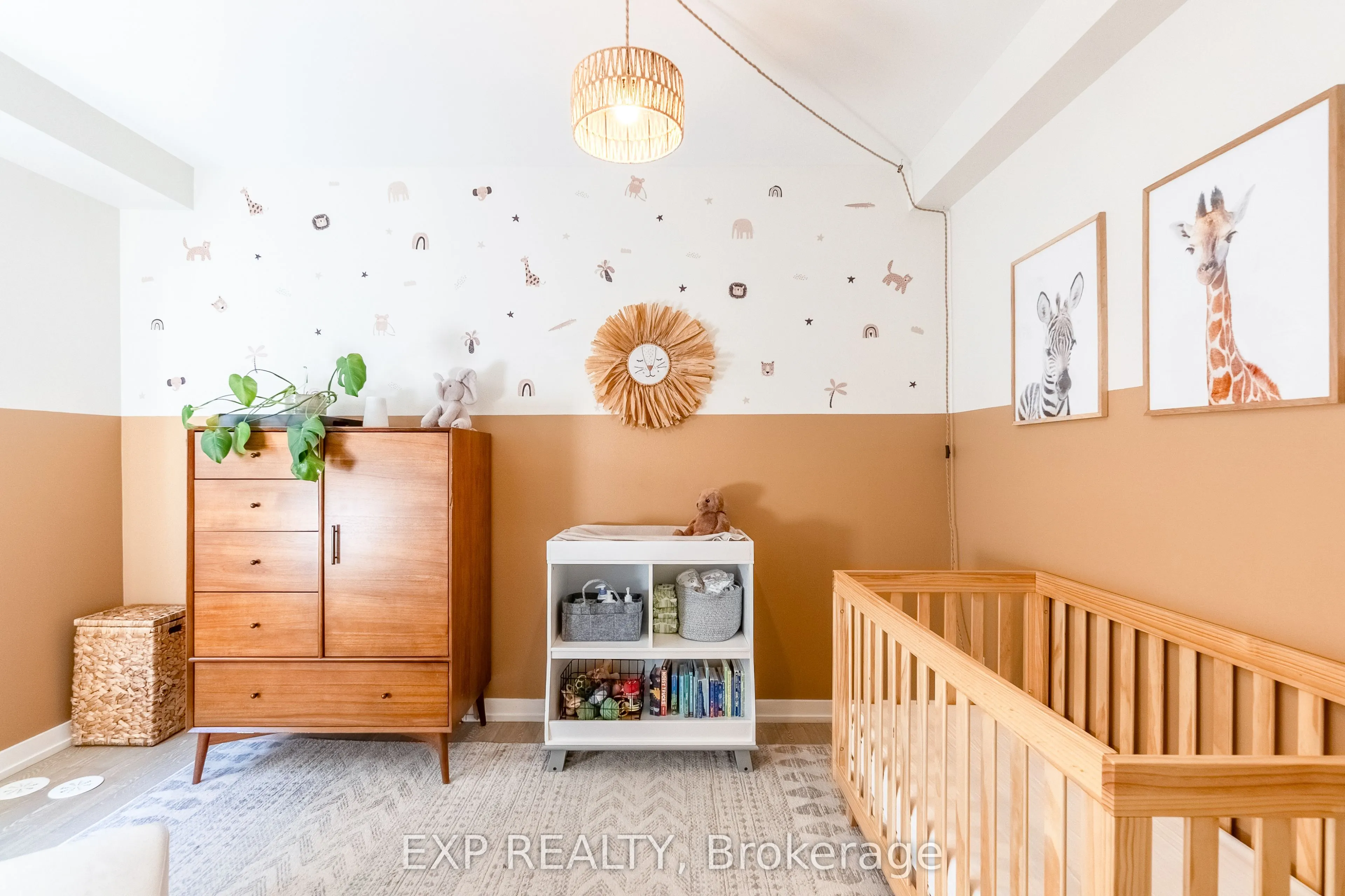 1321 Gerrard Street E, #8