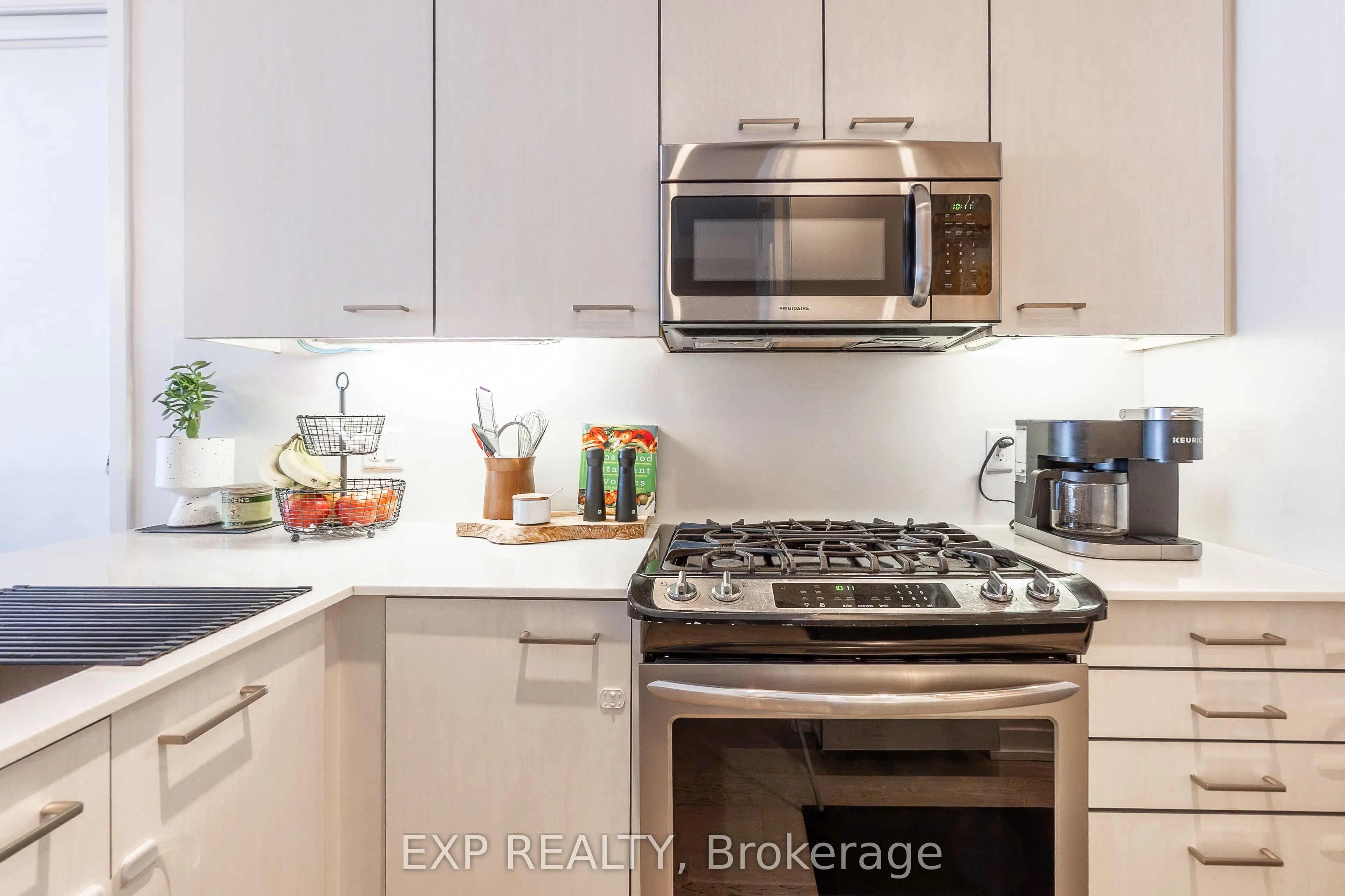 1321 Gerrard Street E, #8
