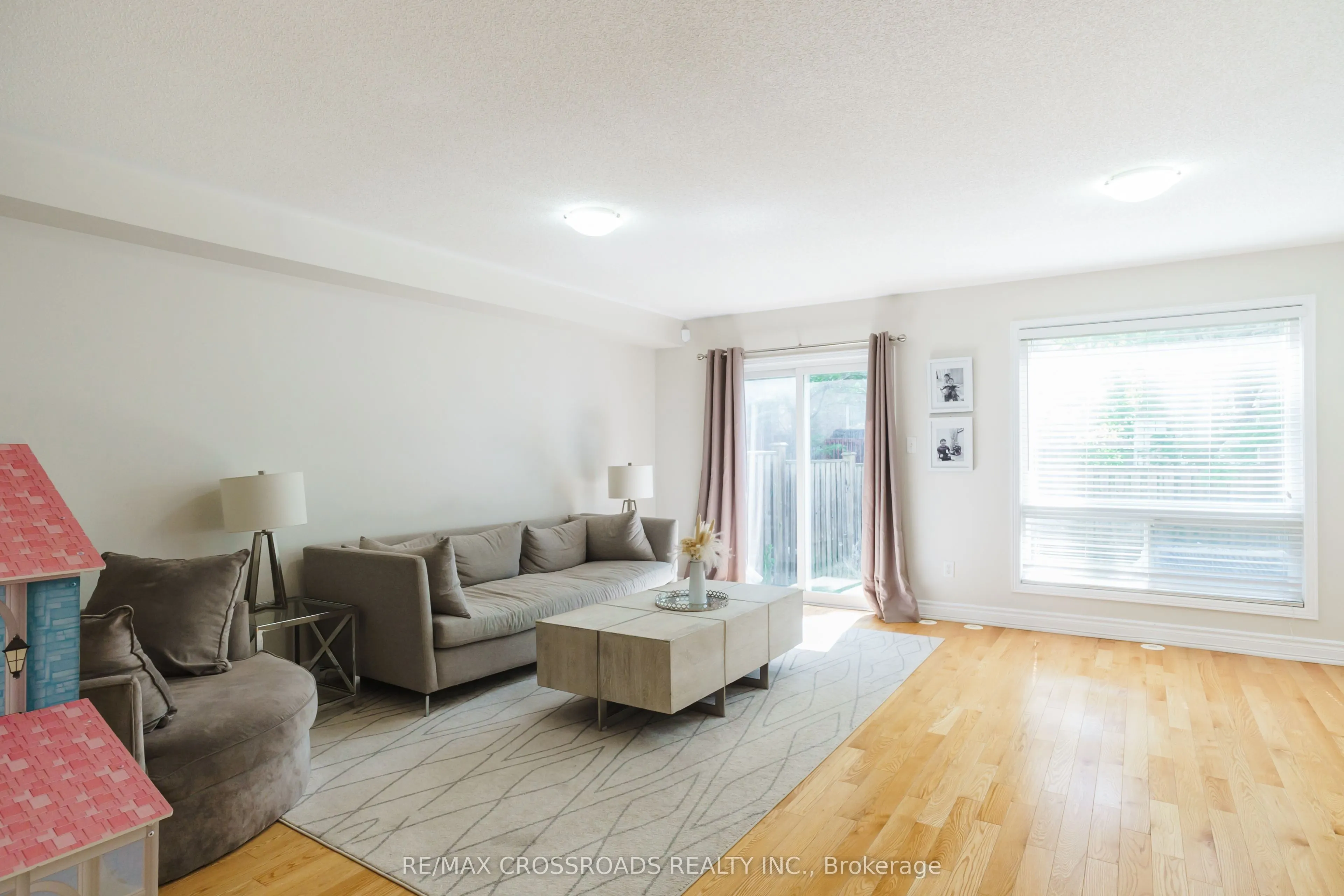 15 Oates Drive