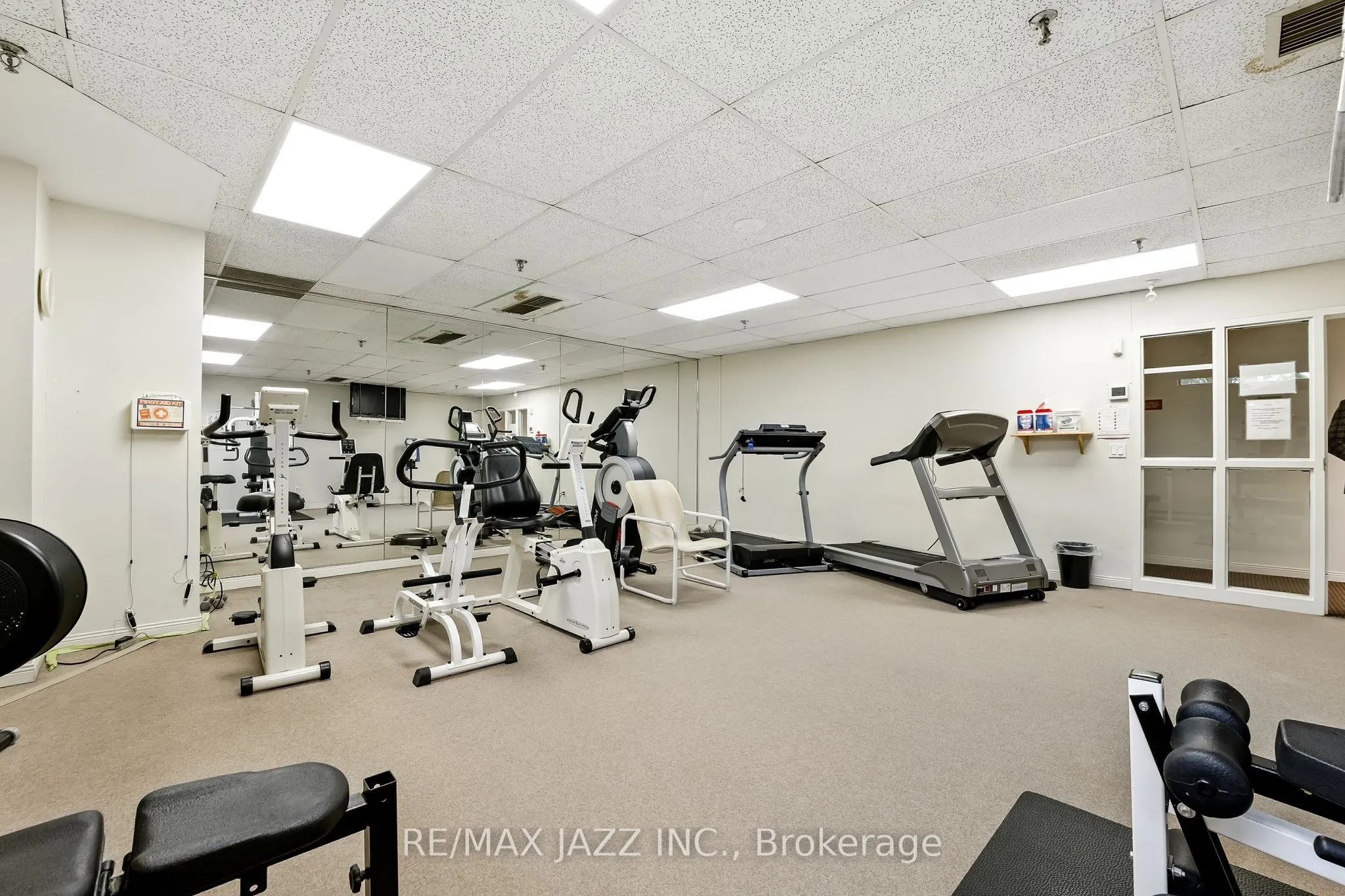 900 Wilson Road N, #404
