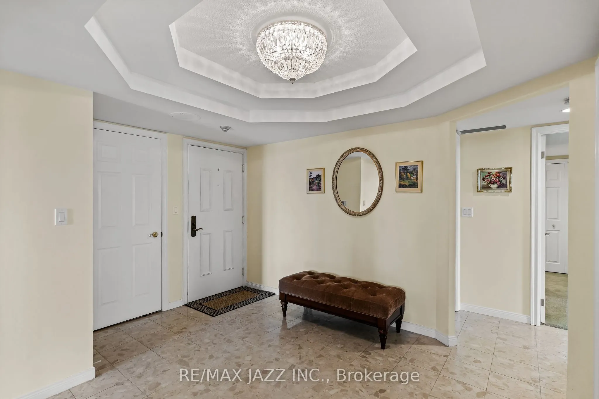 900 Wilson Road N, #404