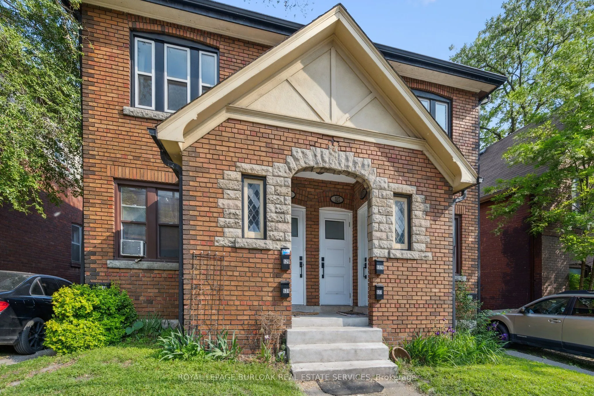 527 Kingston Road