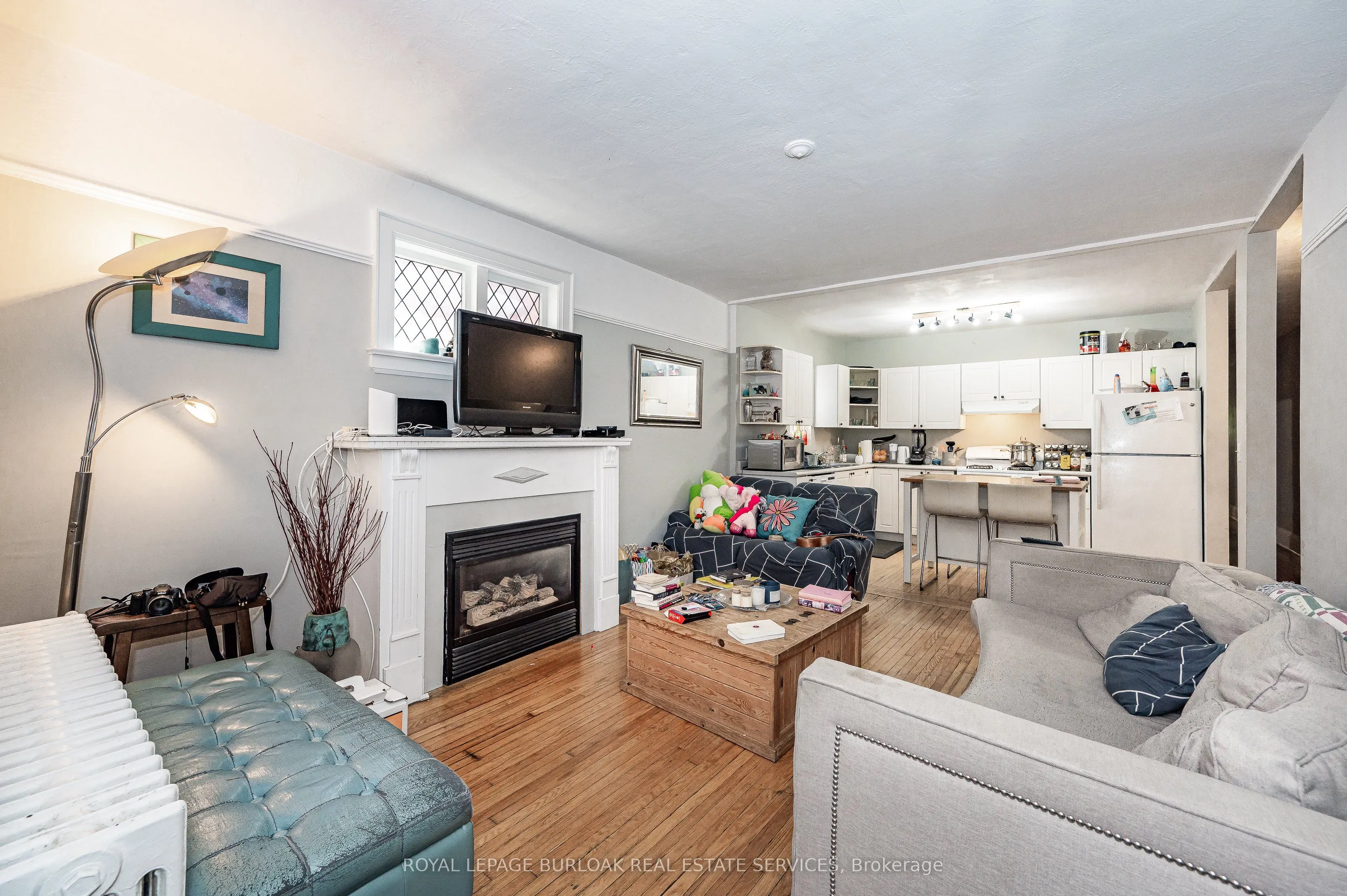 527 Kingston Road