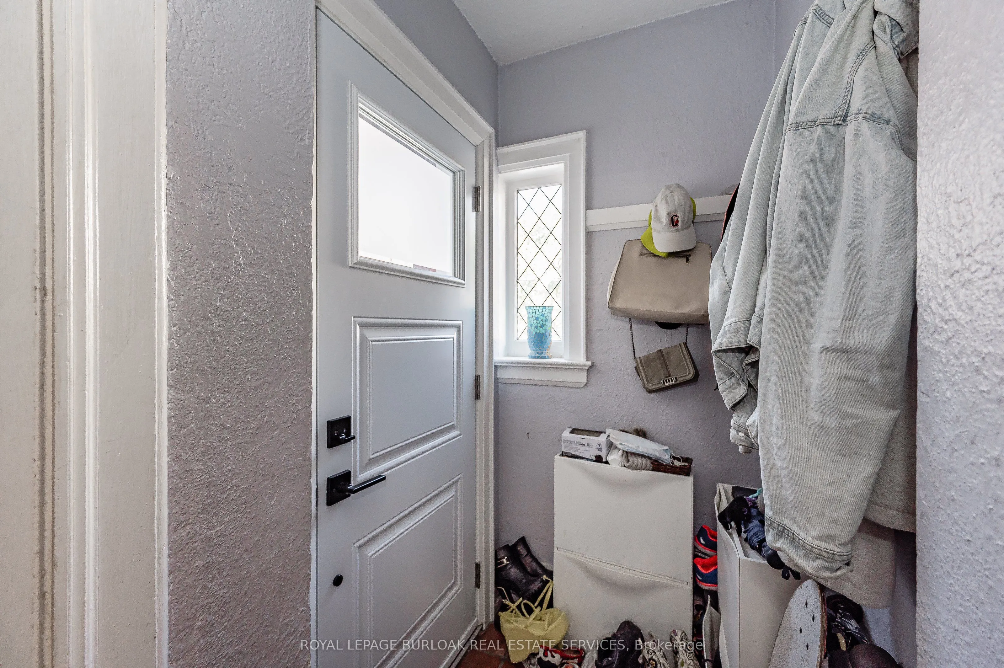 527 Kingston Road