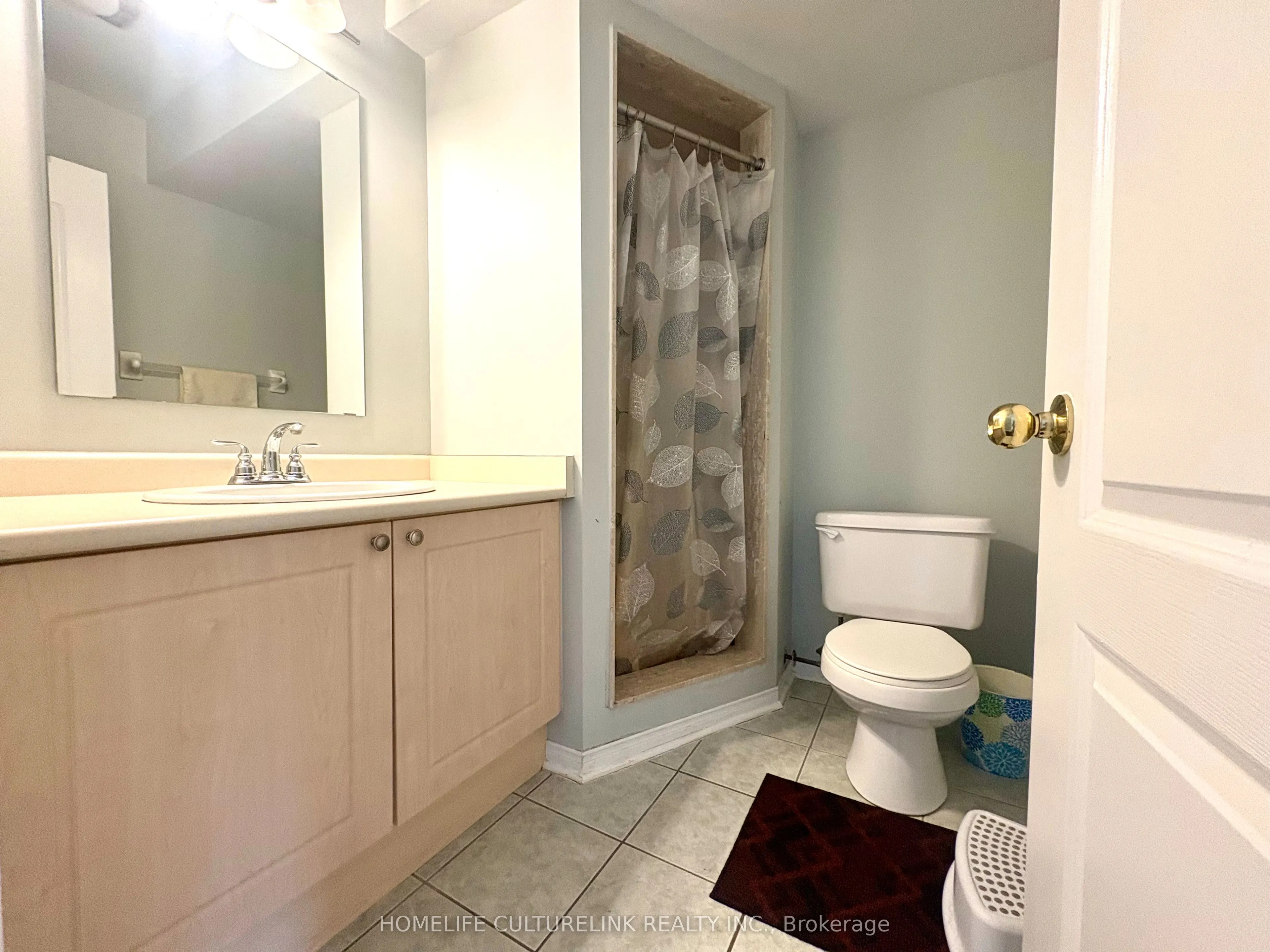 1100 Begley Street, #32