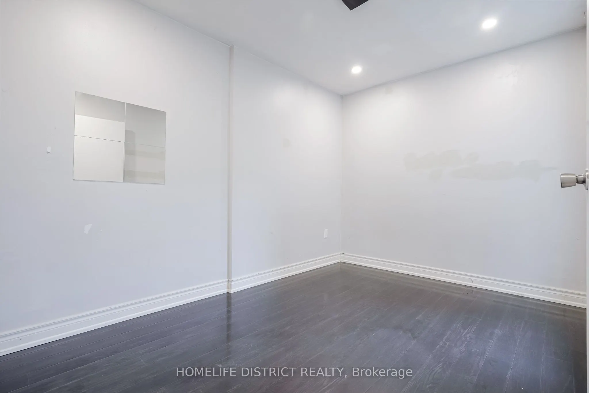 100 Mornelle Court, #1010