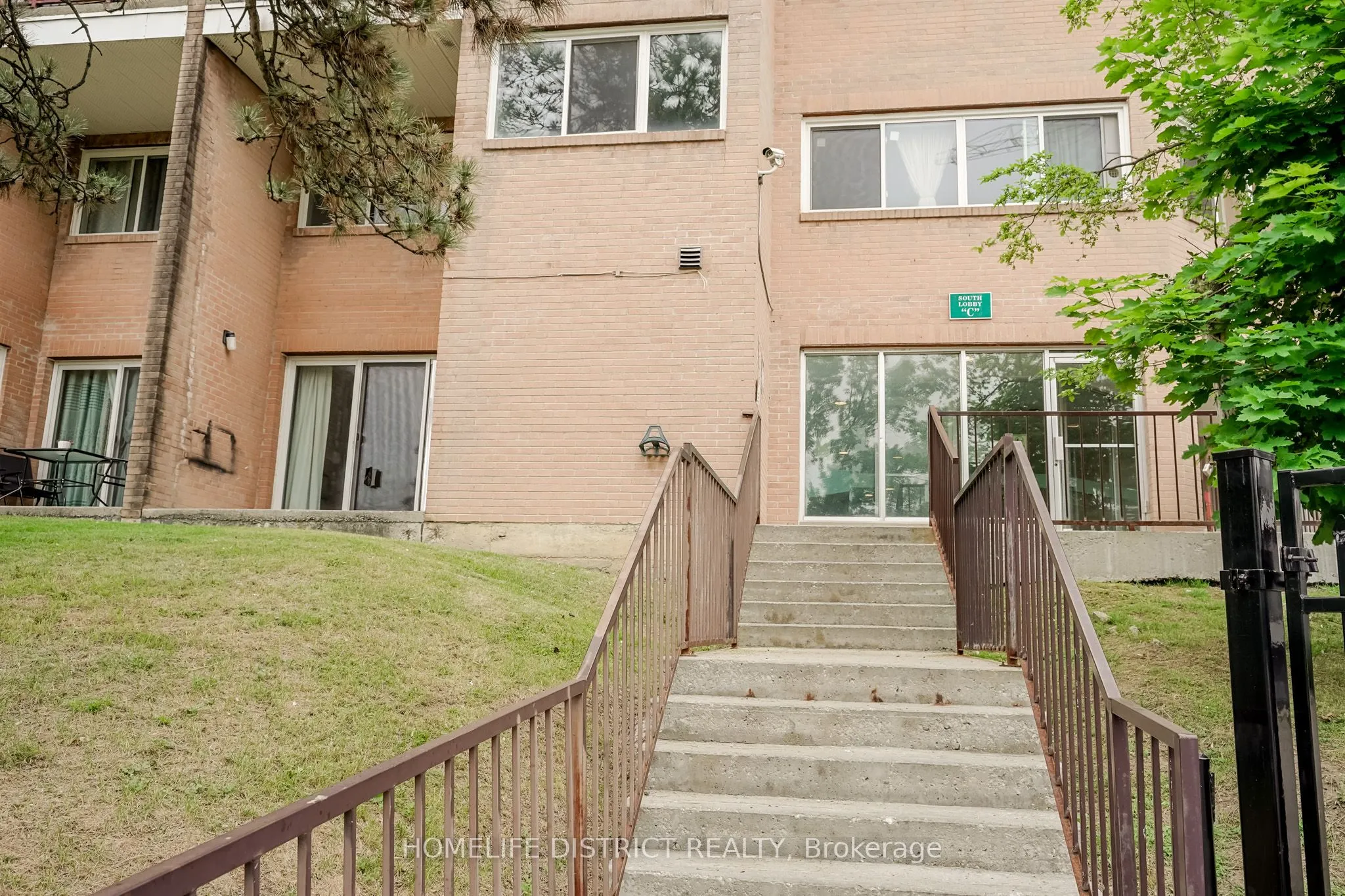 100 Mornelle Court, #1010