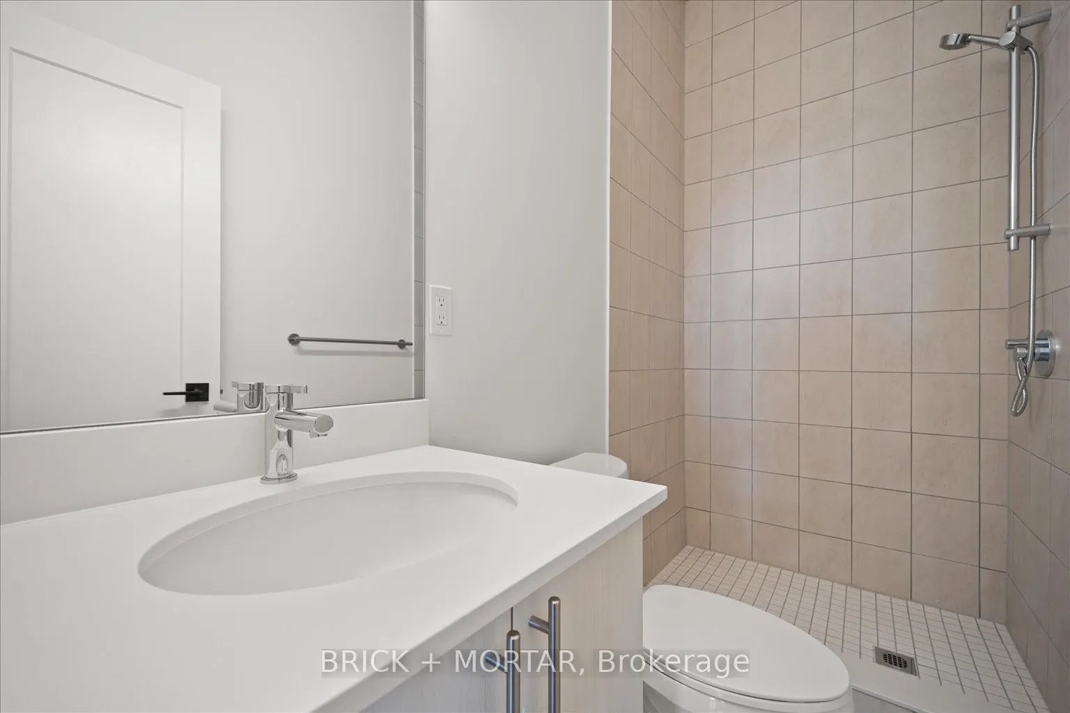 5 Vivian Road, #17