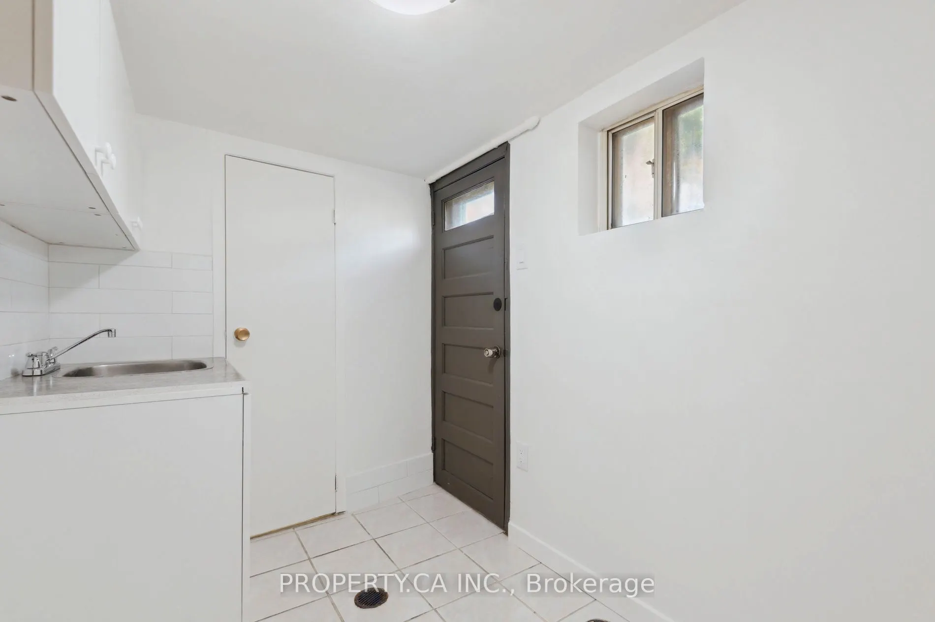 176 Gillard Avenue
