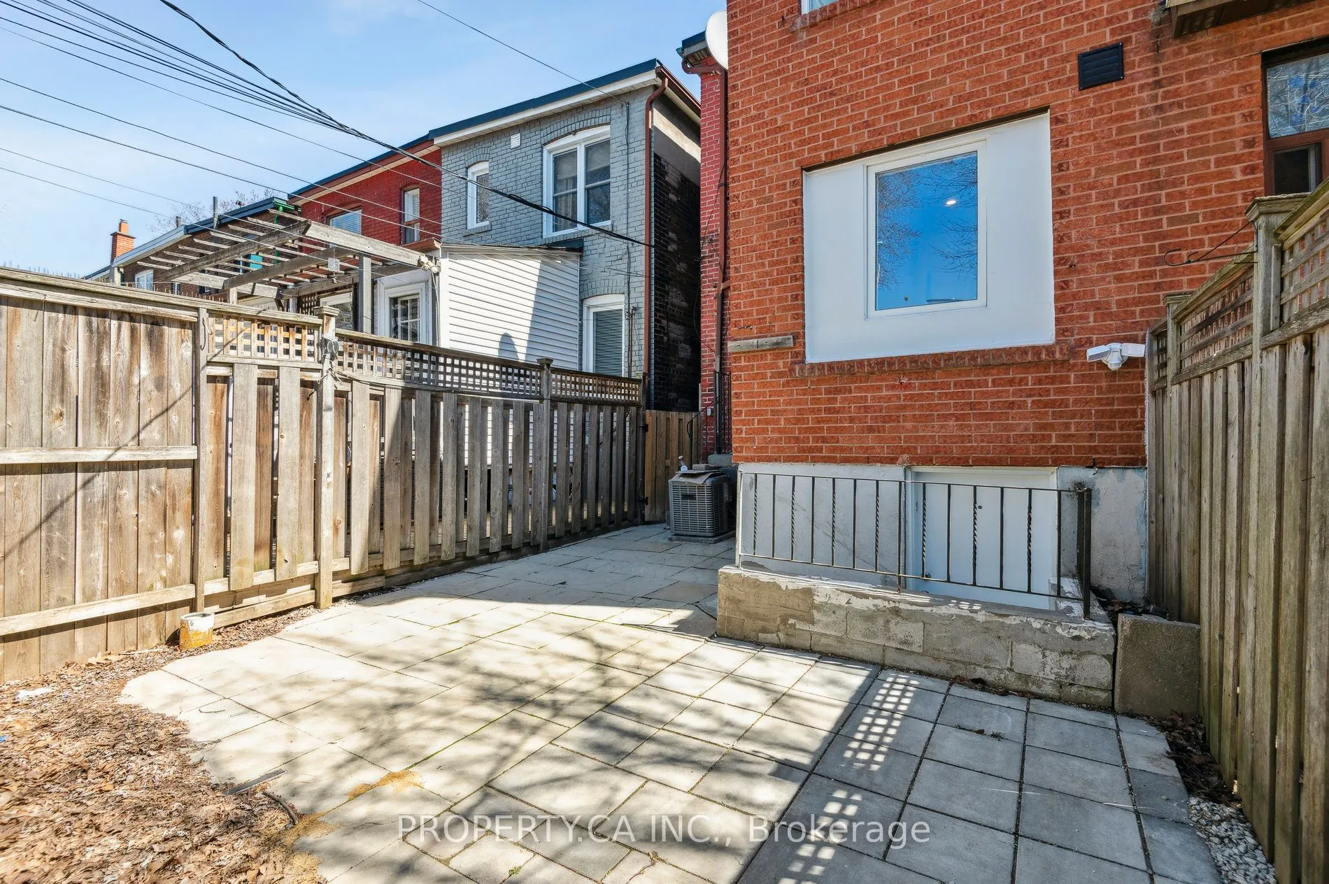 176 Gillard Avenue
