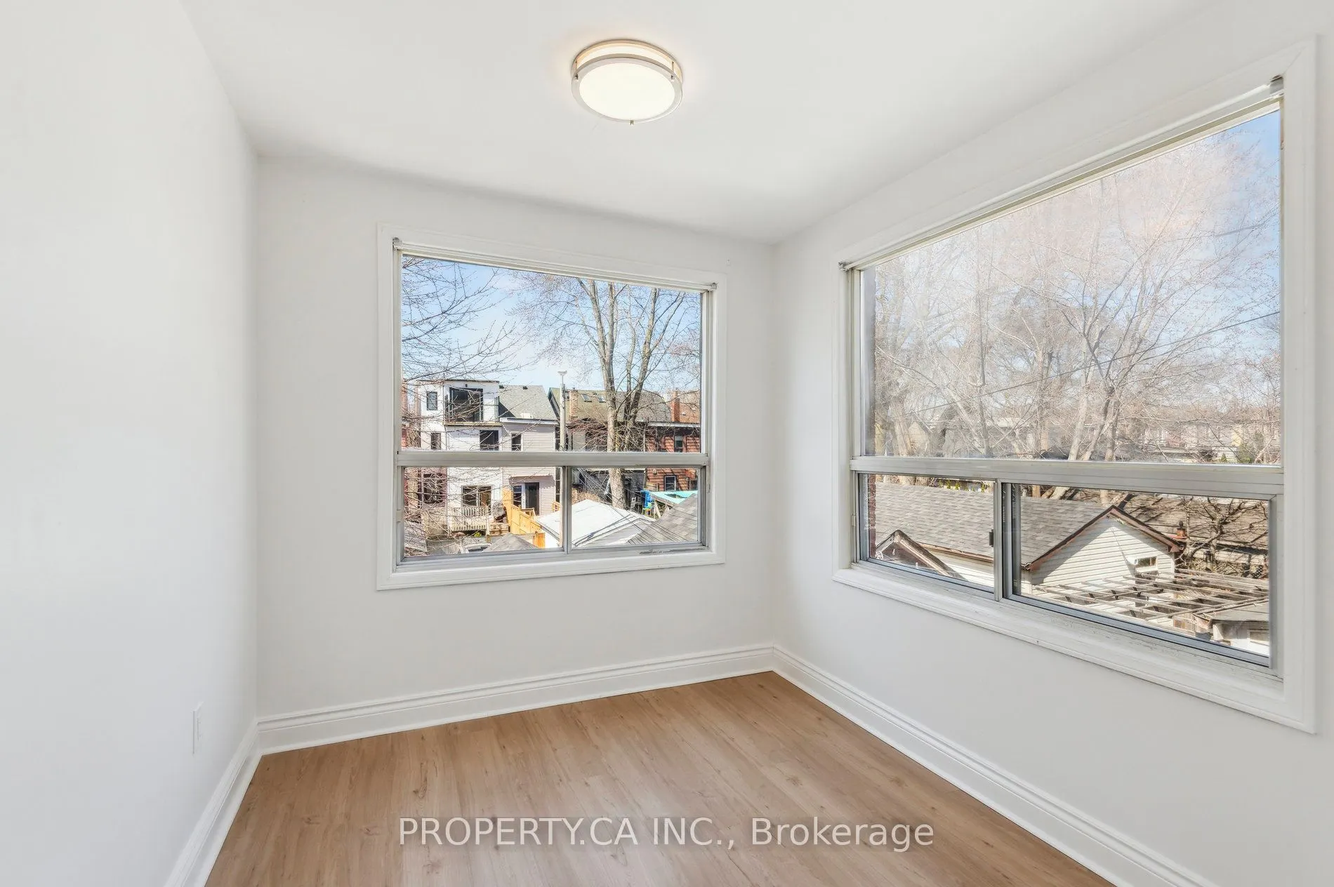 176 Gillard Avenue