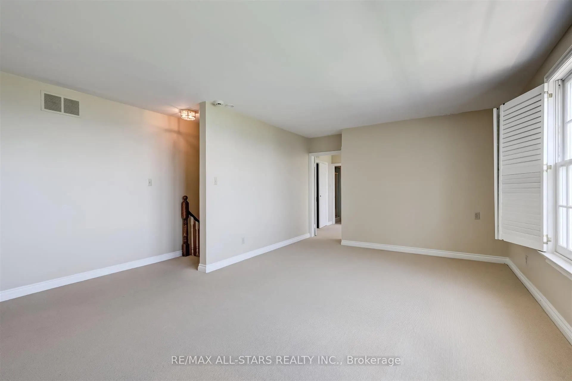 5 Hill Crescent