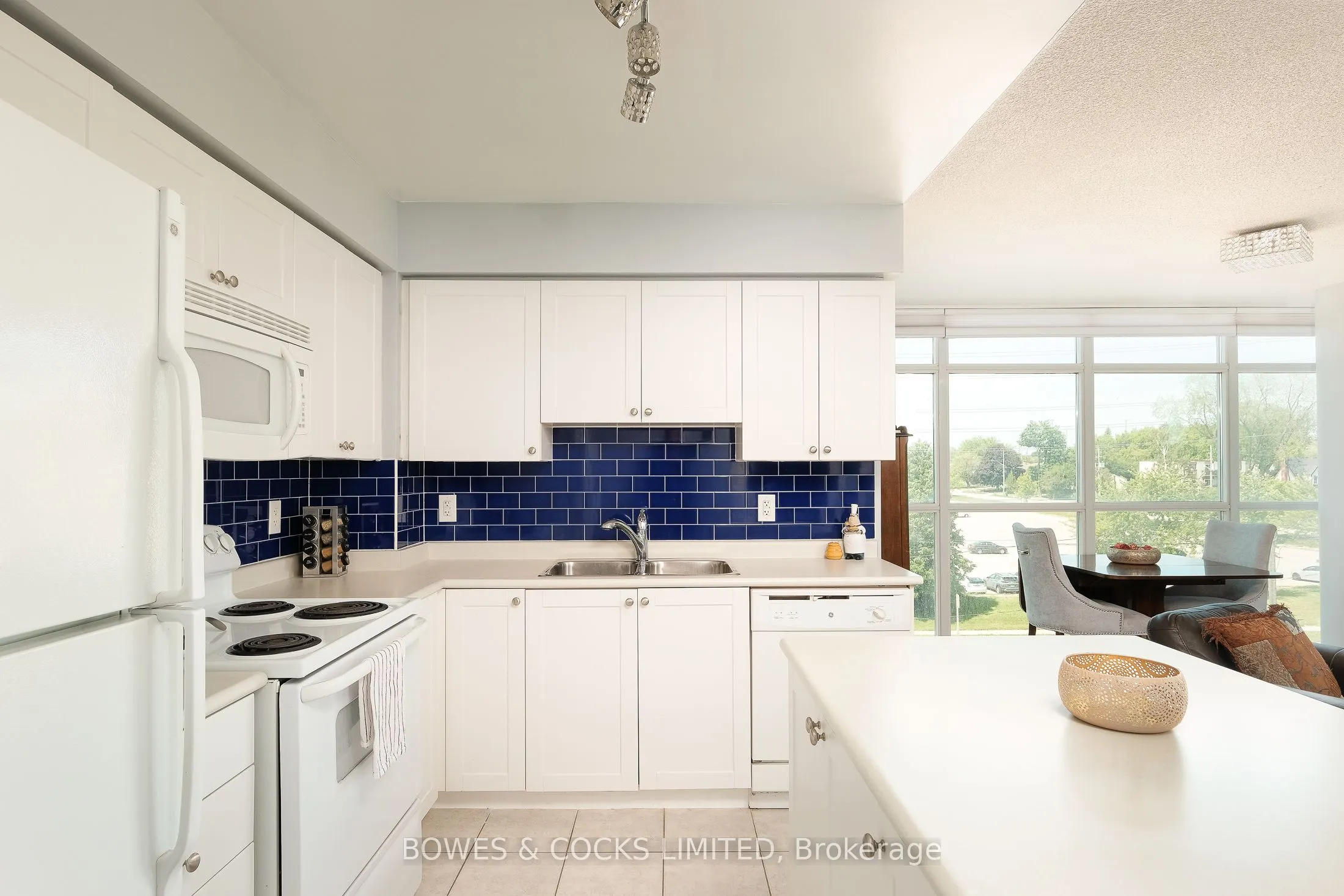1600 Charles Street, #411