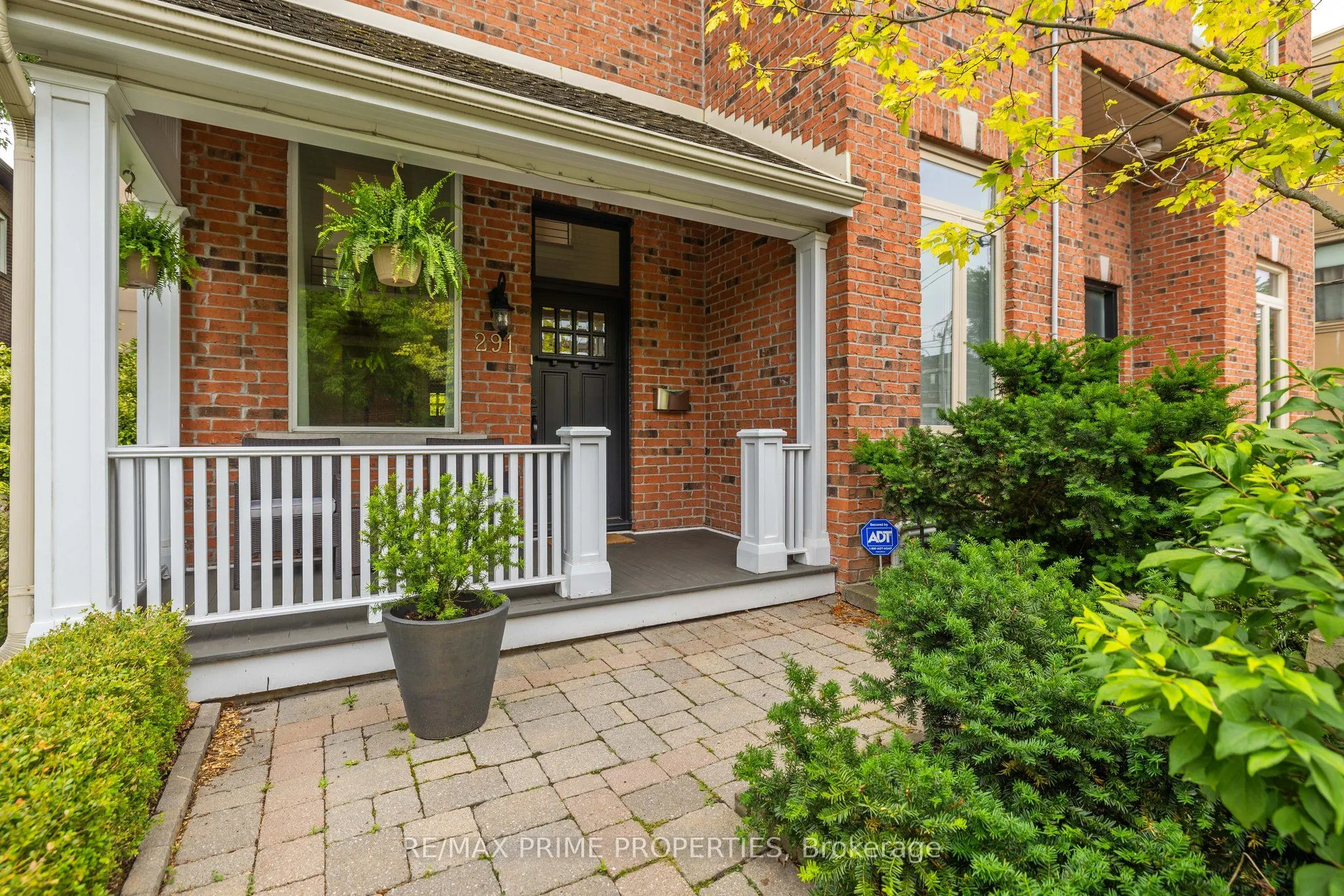 291 Kingswood Road