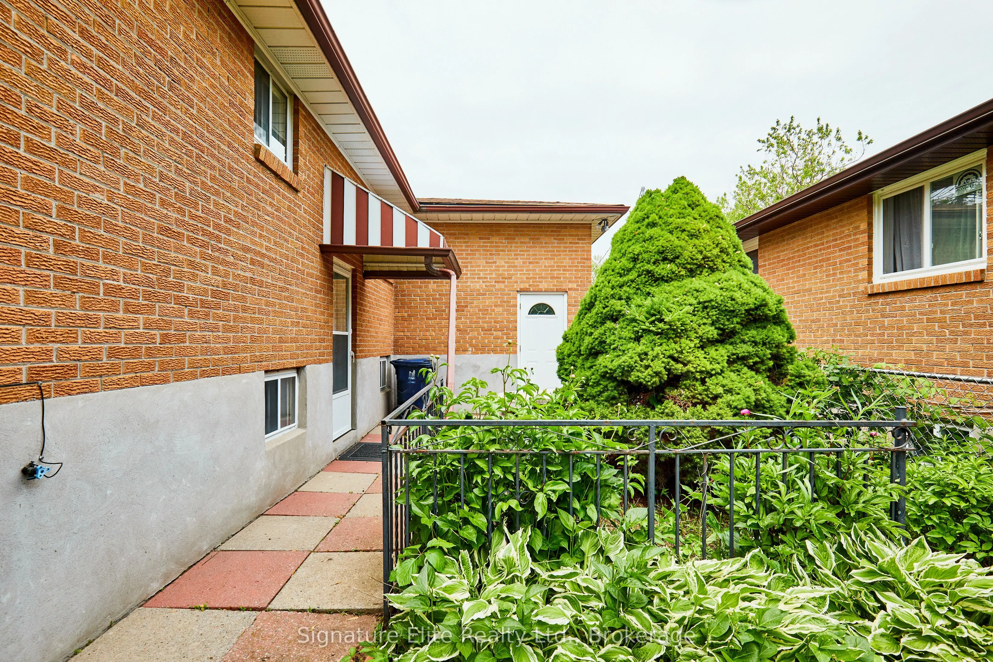 33 French Avenue