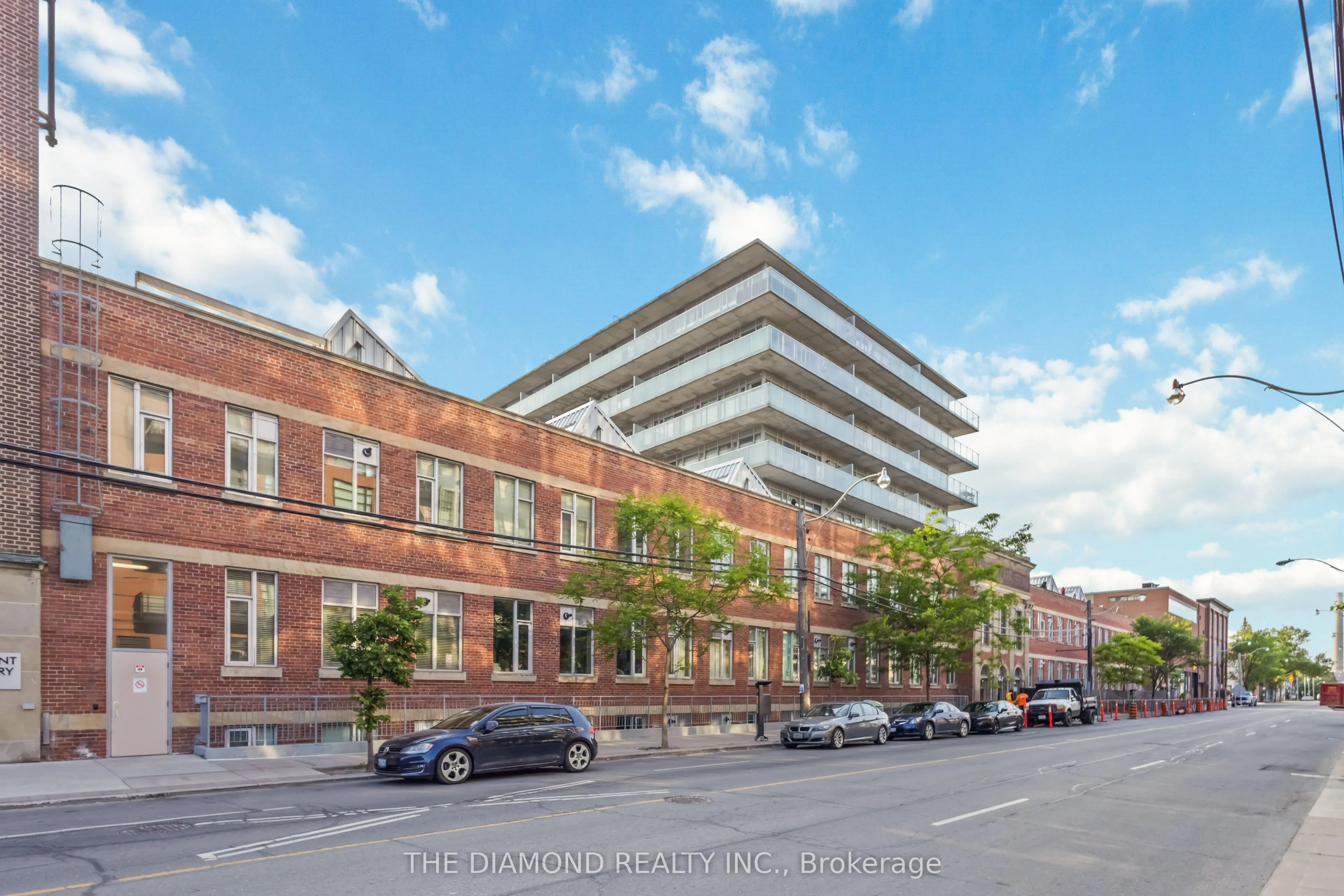 201 Carlaw Avenue, #255