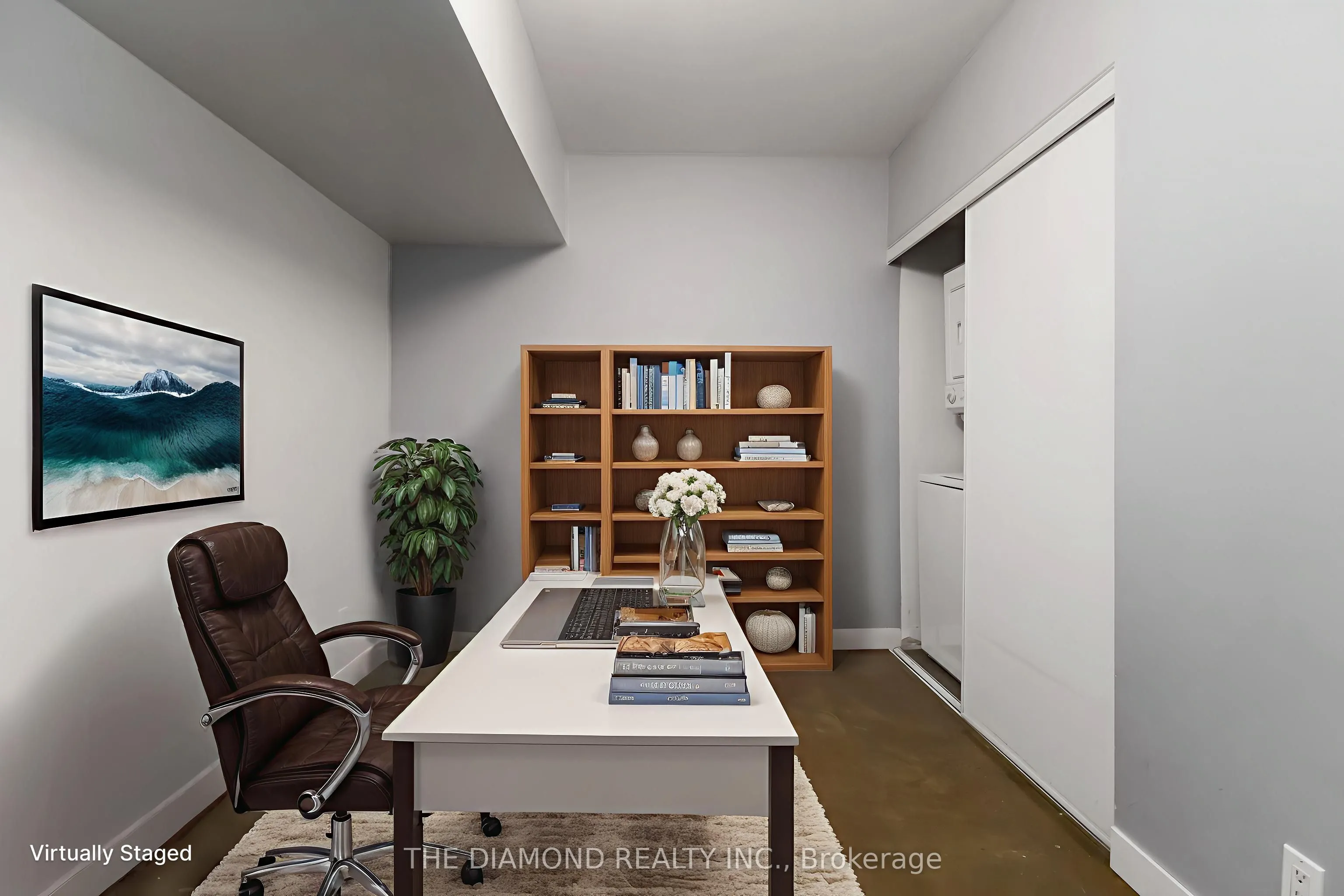 201 Carlaw Avenue, #255