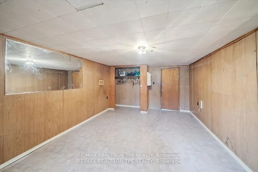 43 Gondola Crescent