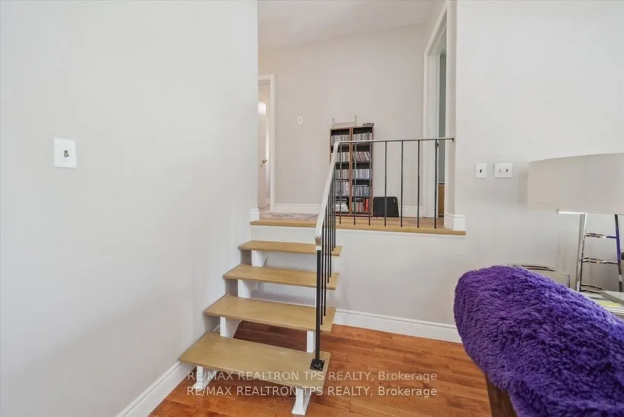 43 Gondola Crescent