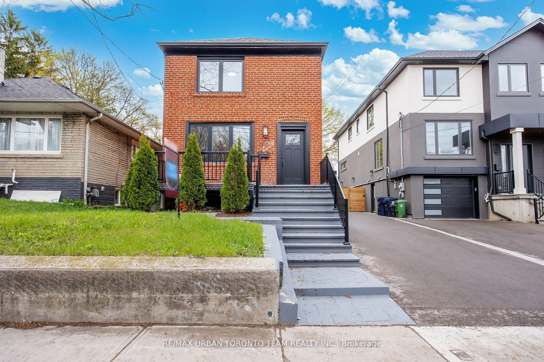 3517 St Clair Avenue E, #Upper