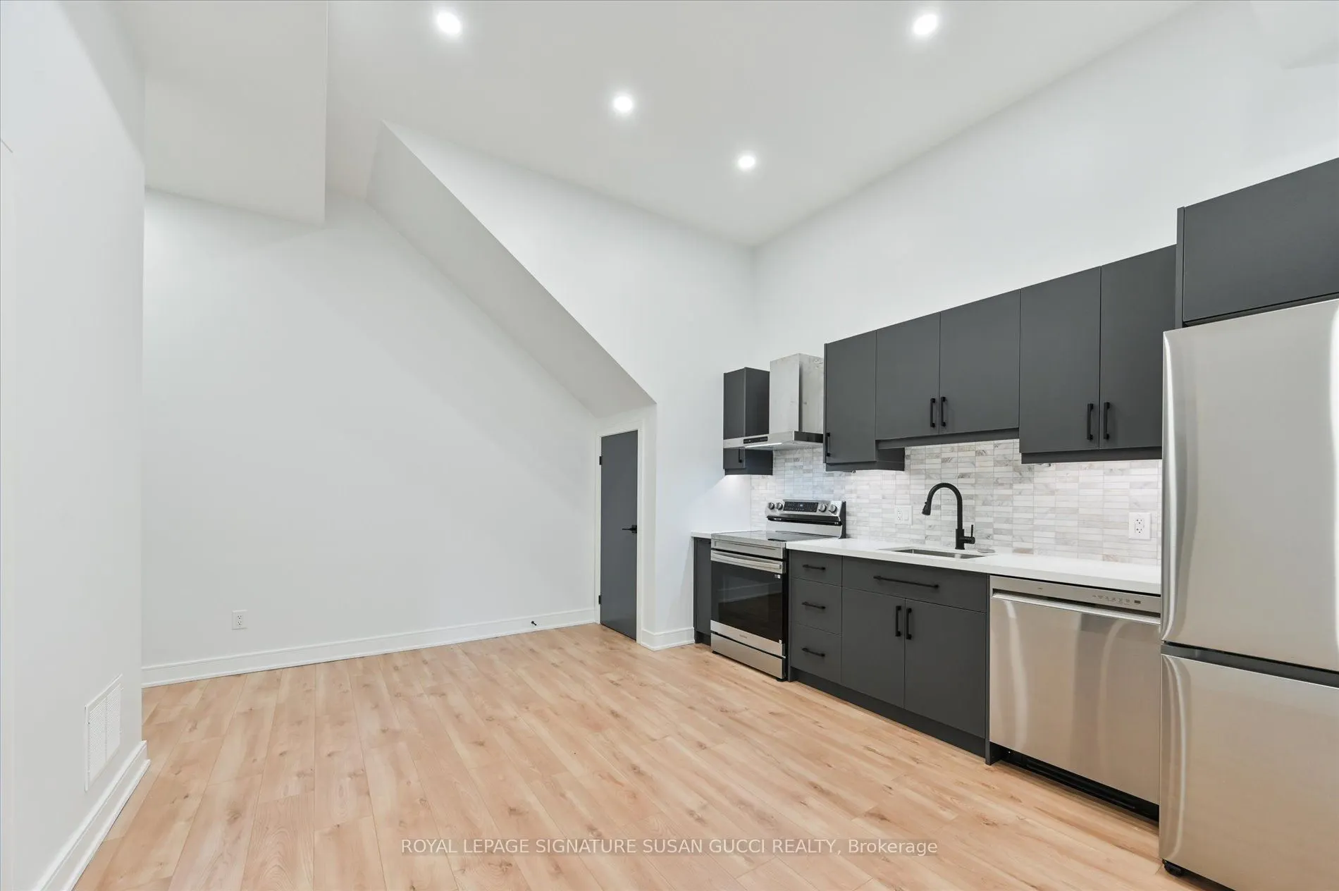 354 Woodmount Avenue