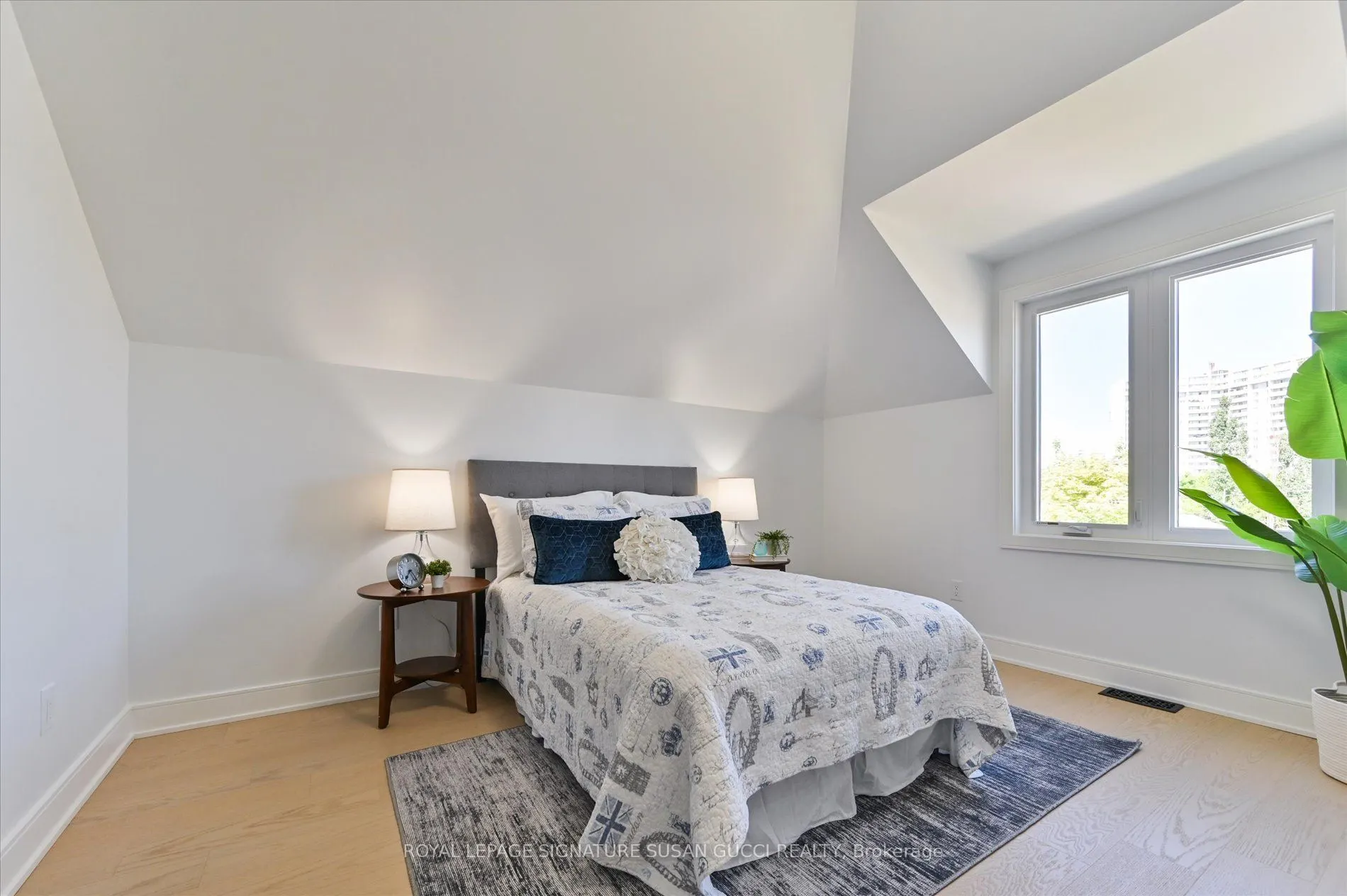 354 Woodmount Avenue