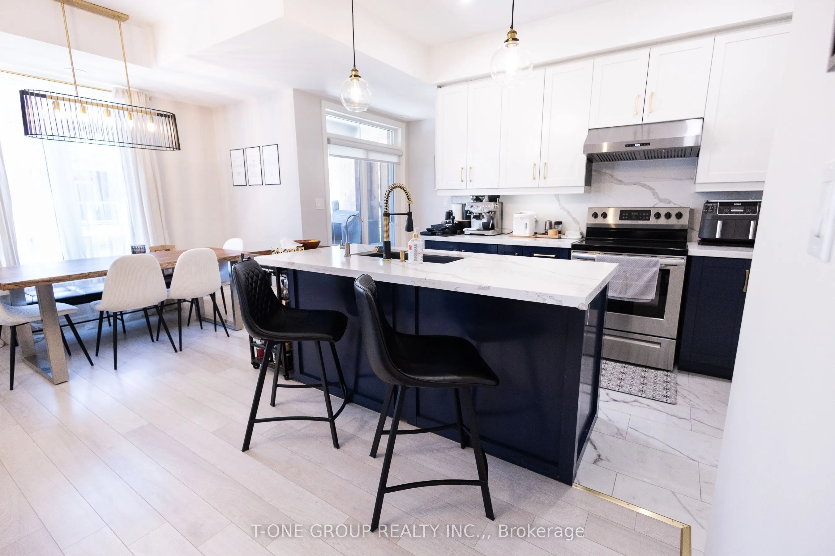 2728 William Jackson Drive, #7