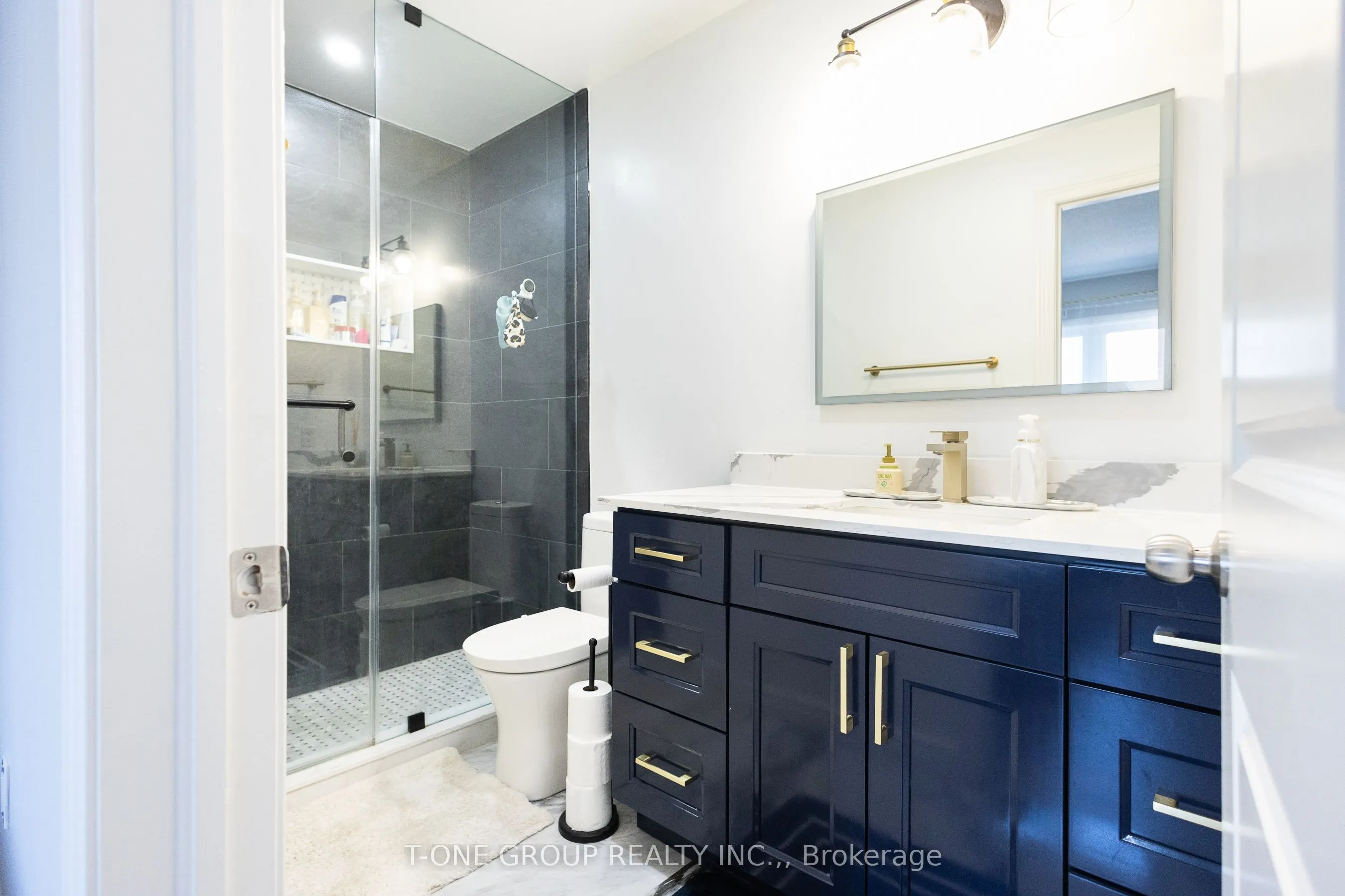 2728 William Jackson Drive, #7