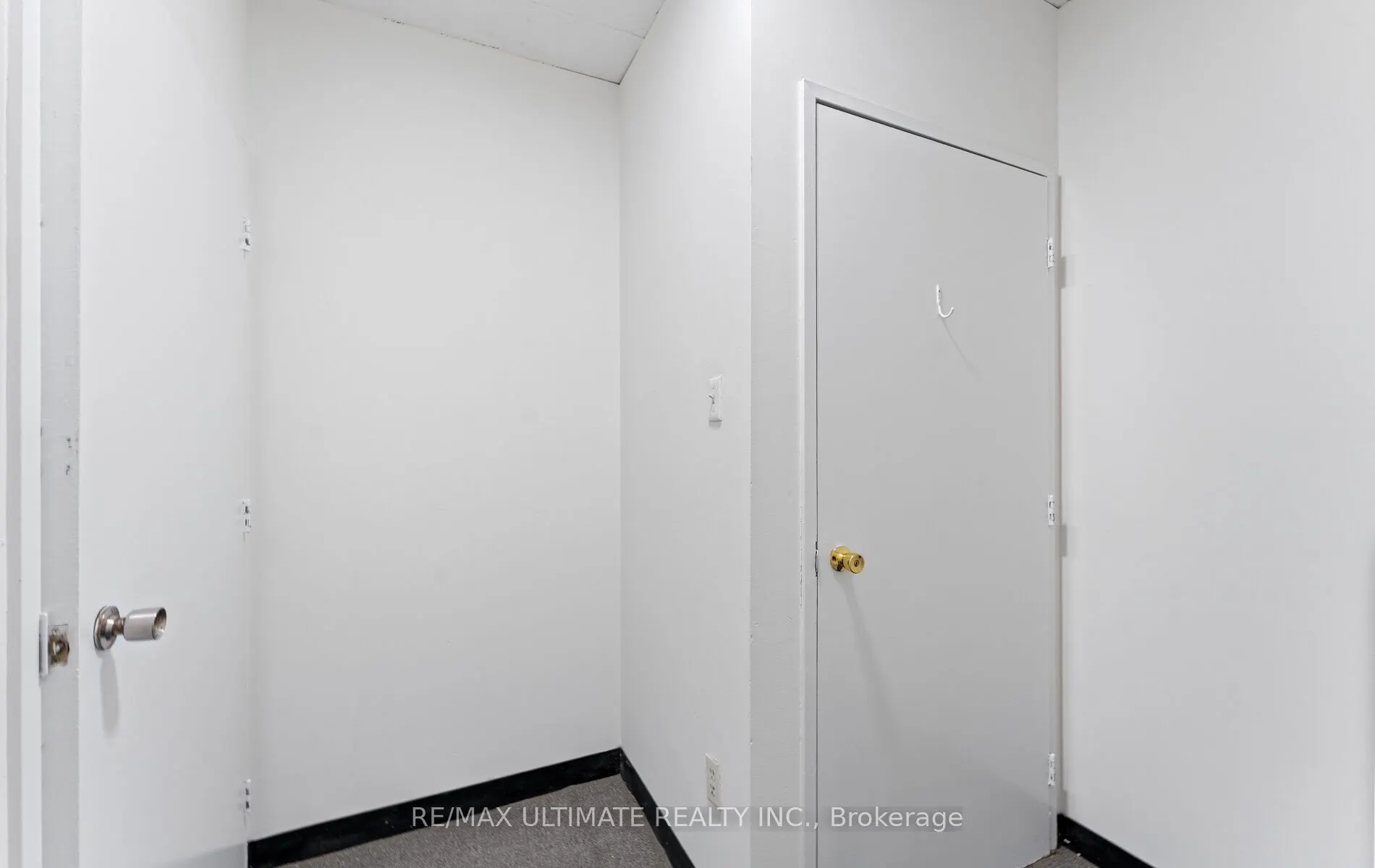 751 Pape Avenue, #Main Floor
