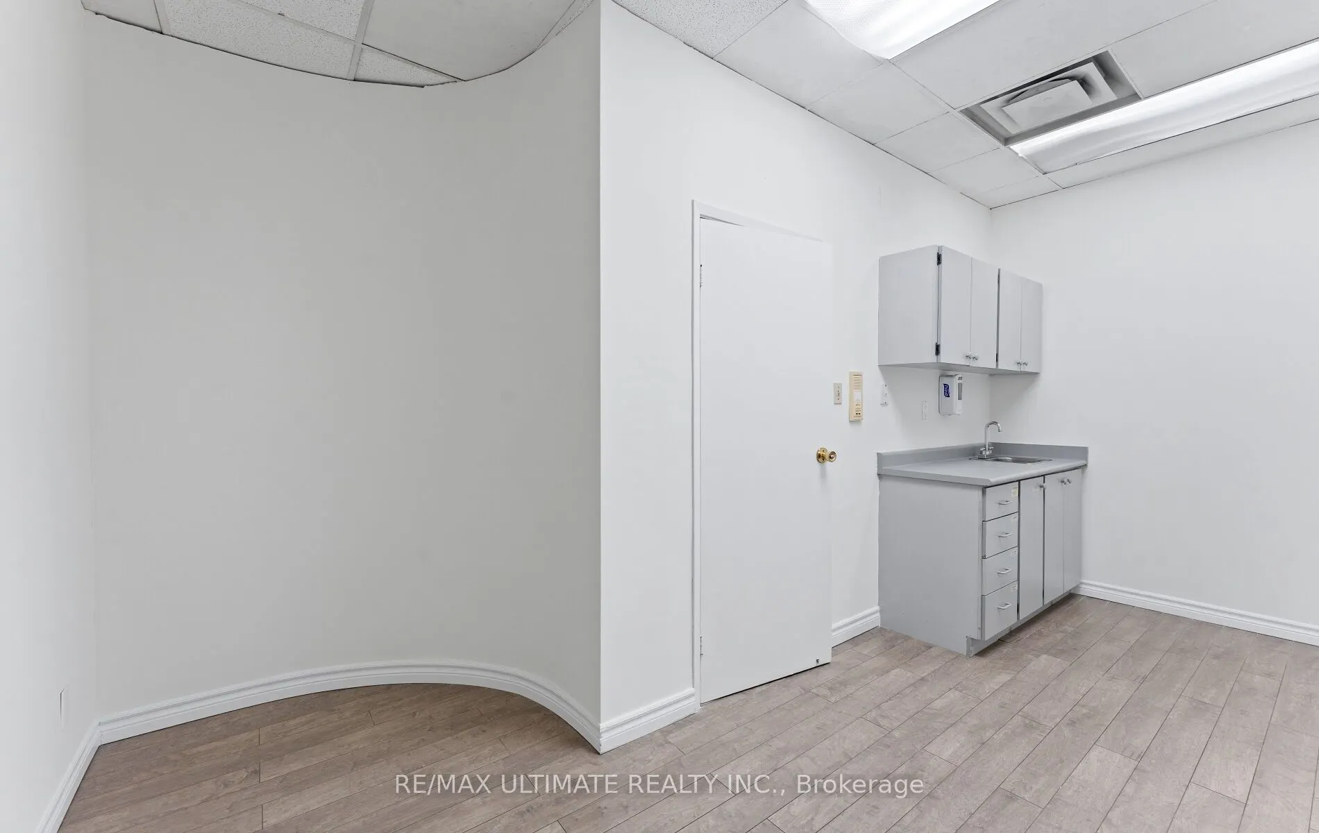 751 Pape Avenue, #Main Floor