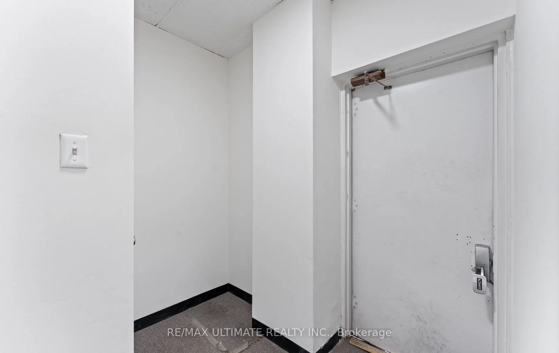 751 Pape Avenue, #Main Floor