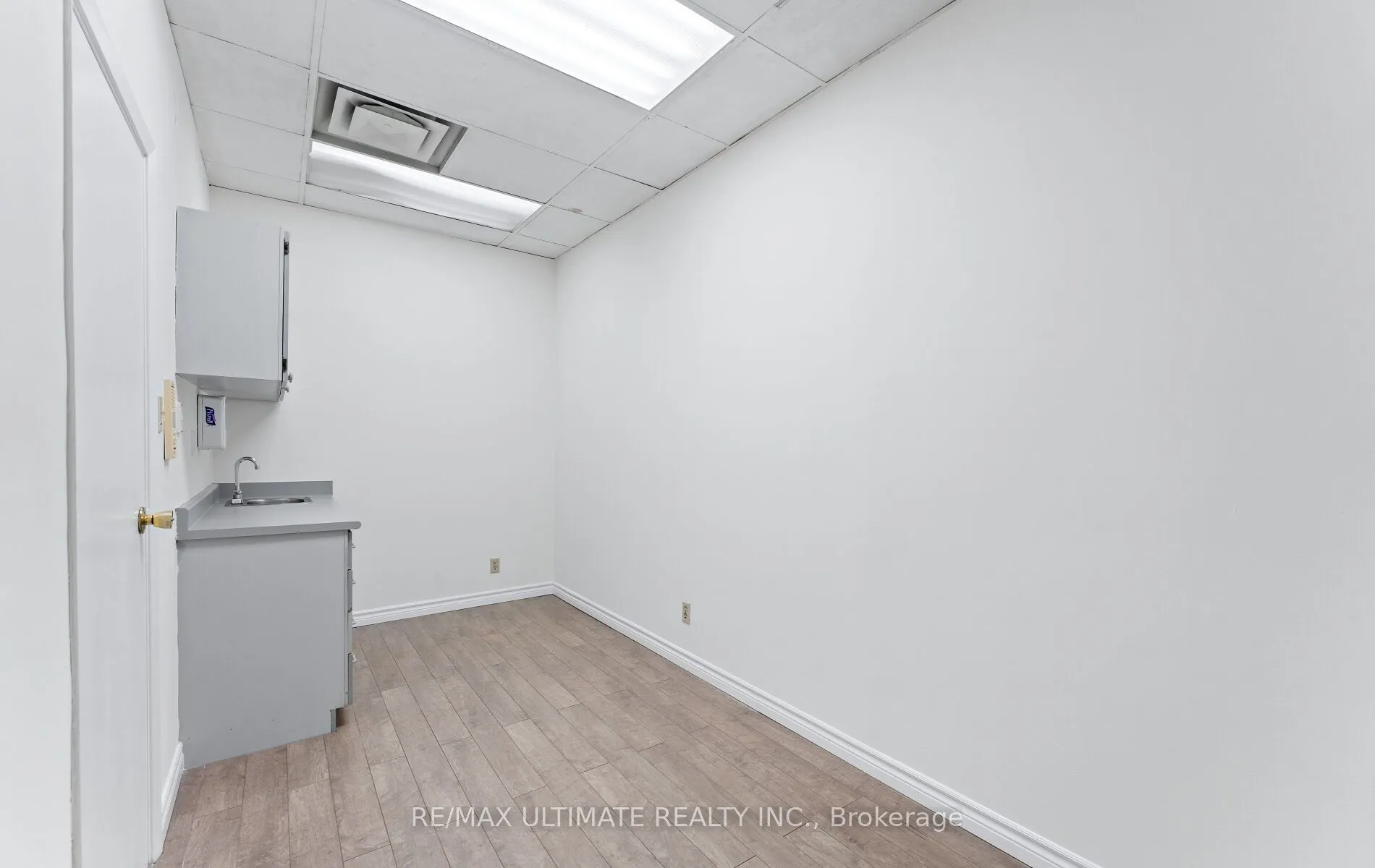 751 Pape Avenue, #Main Floor