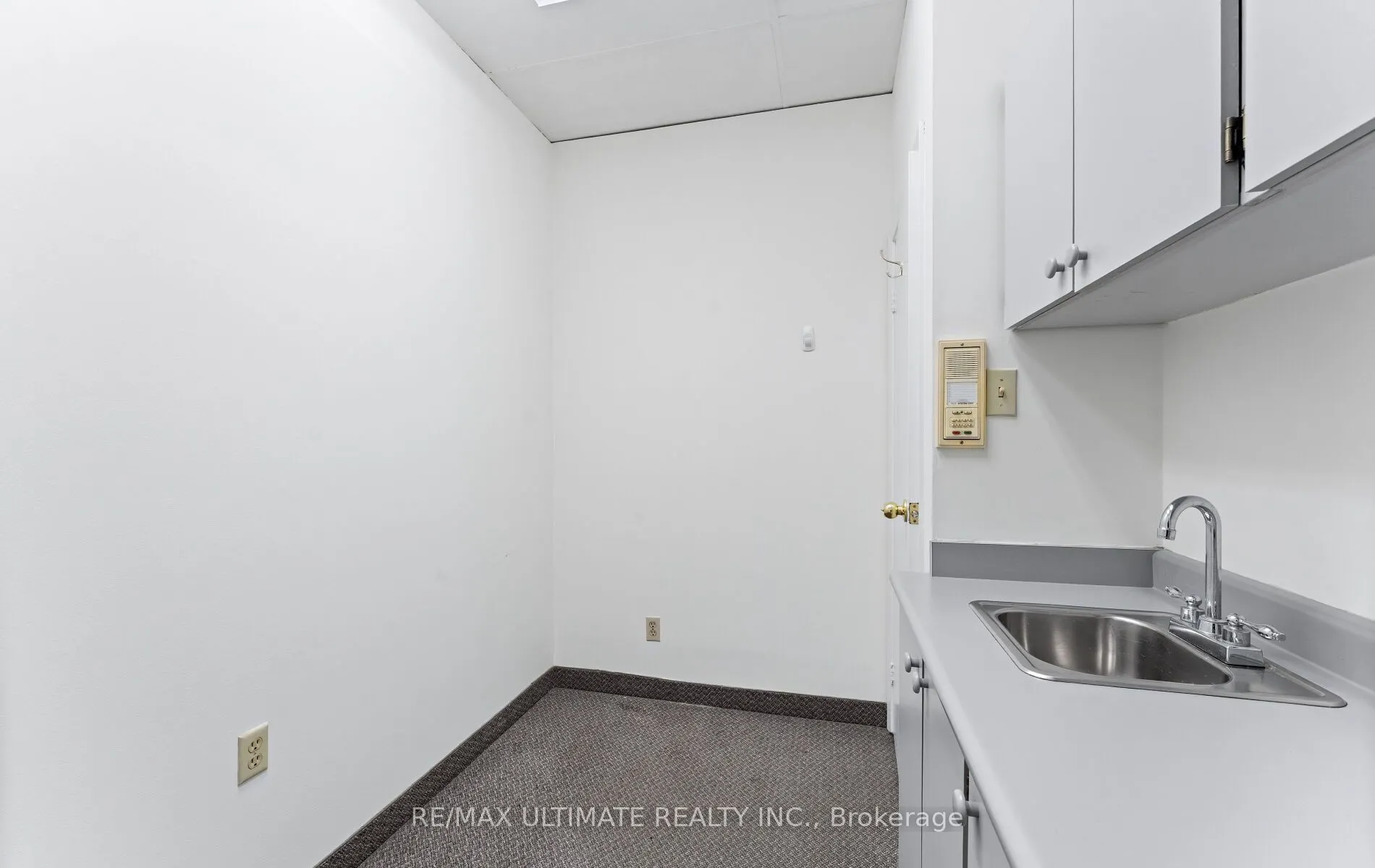 751 Pape Avenue, #Main Floor