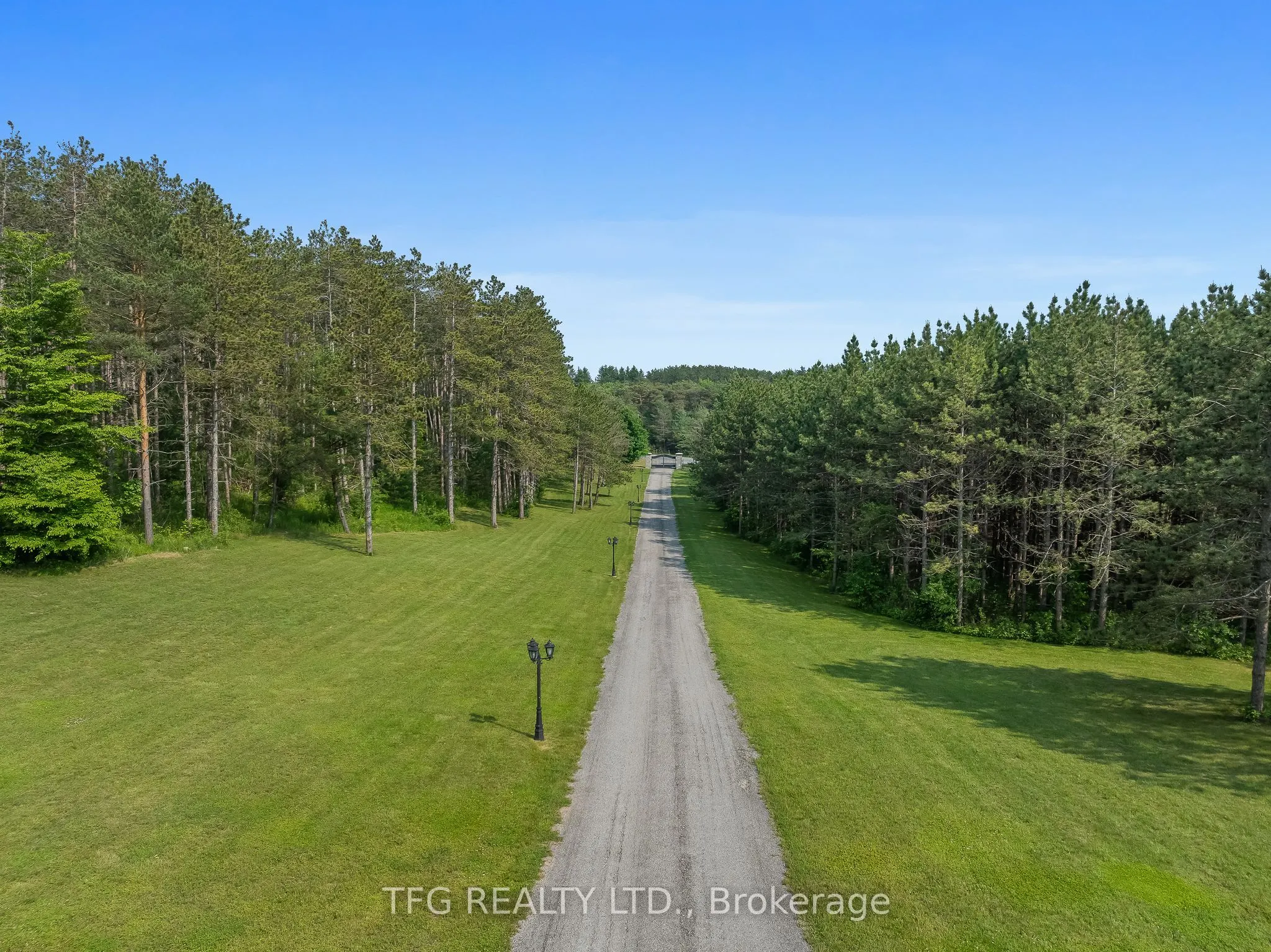 1980 Concession 10 Road