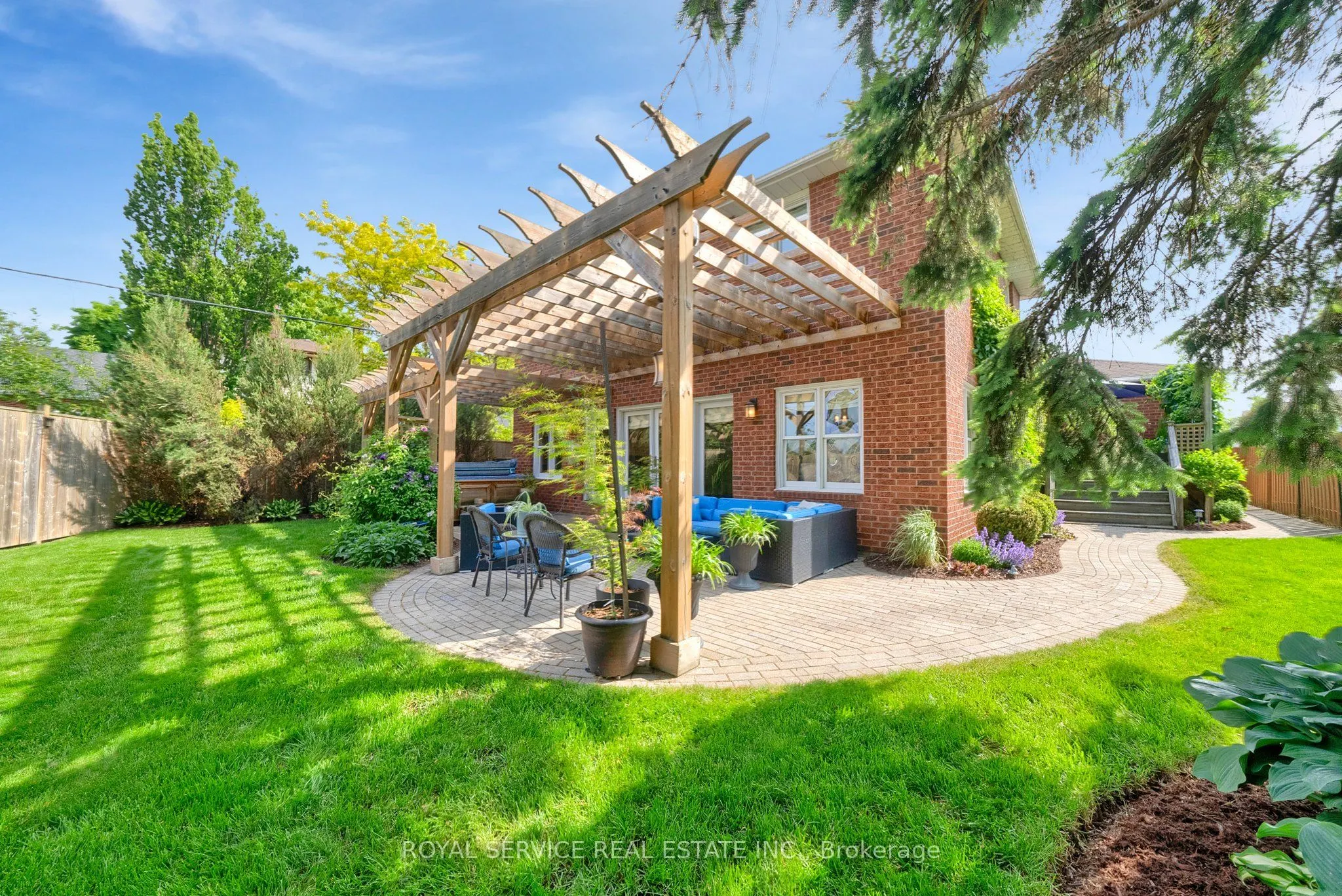 88 Simpson Avenue