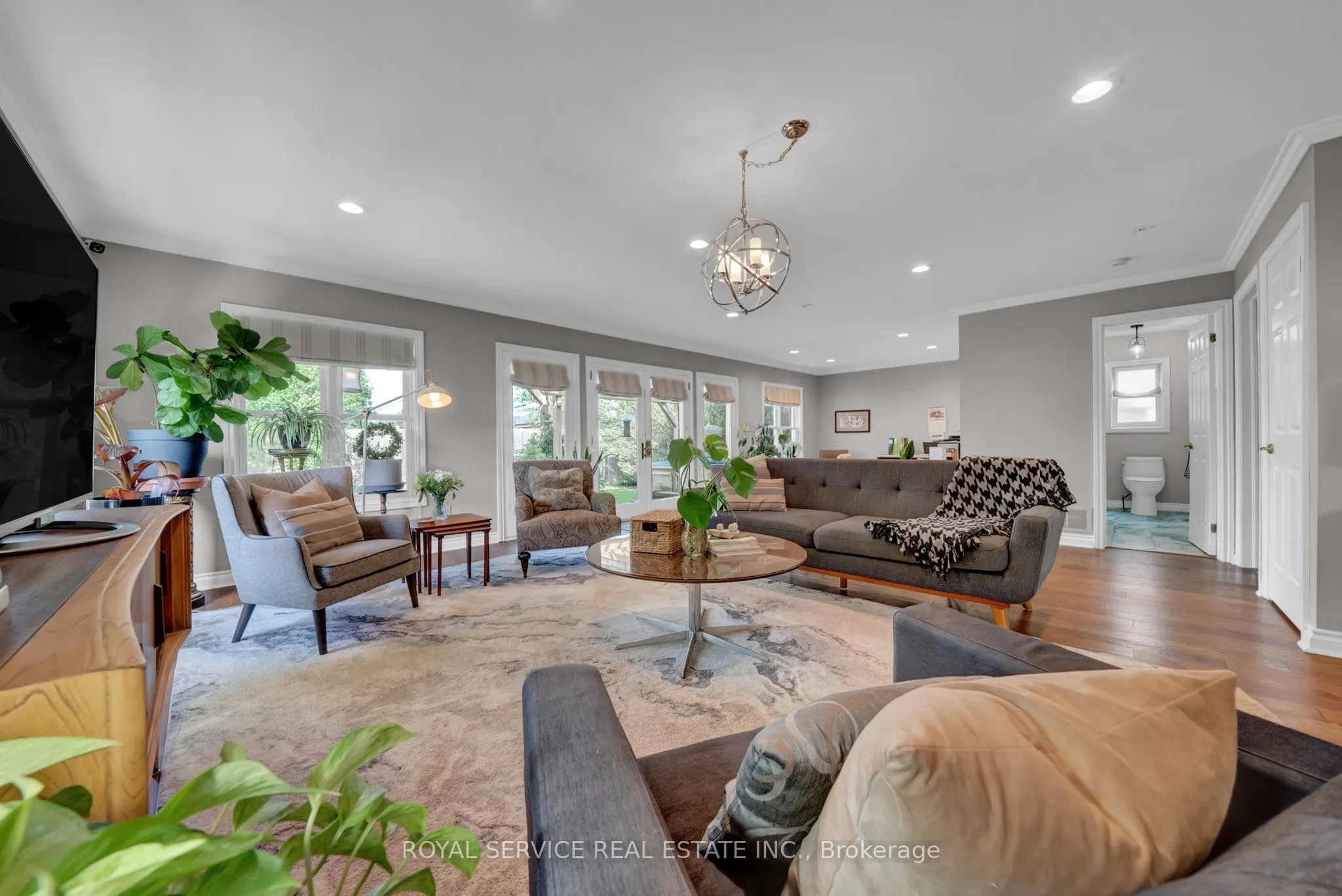 88 Simpson Avenue