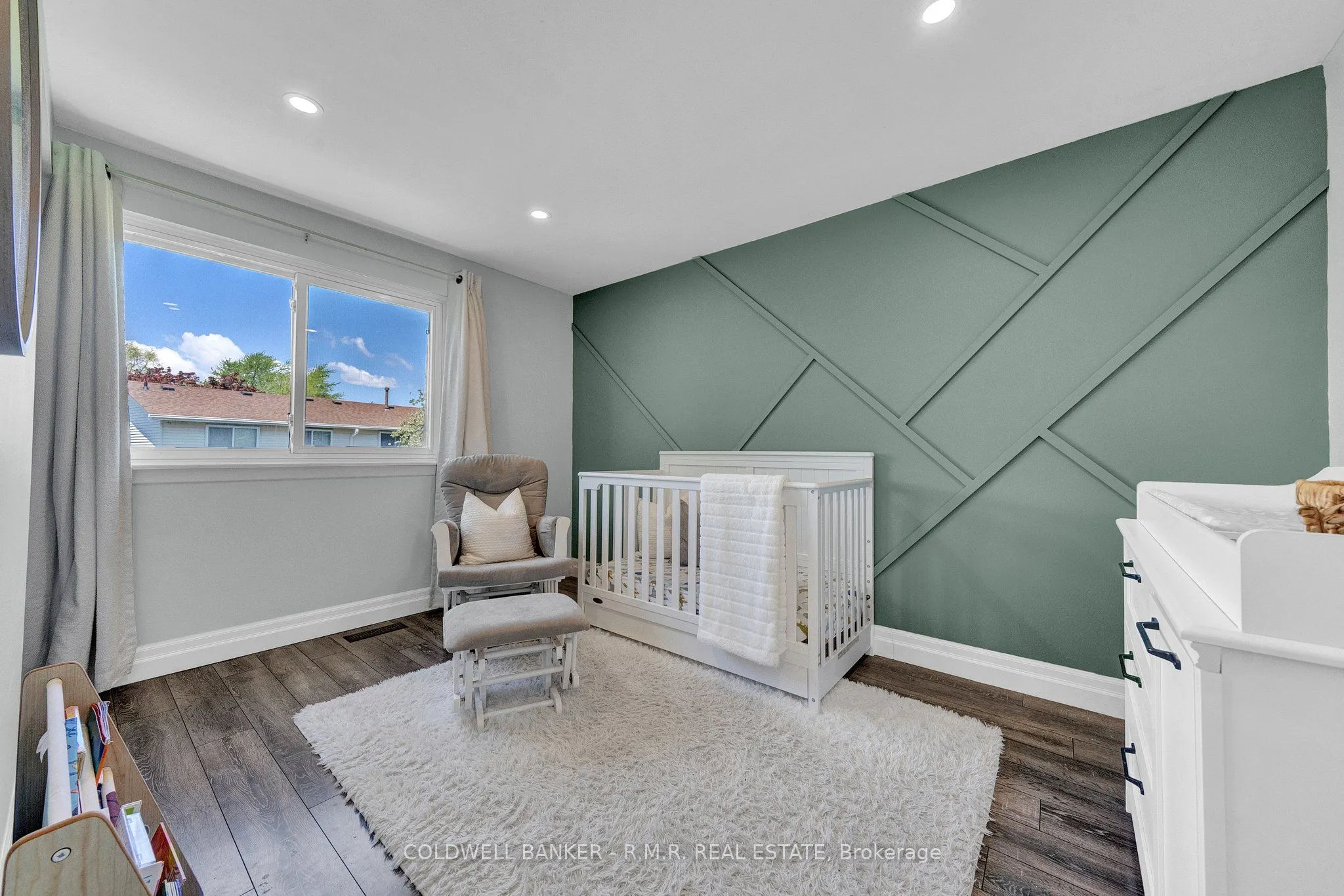 486 Neptune Court