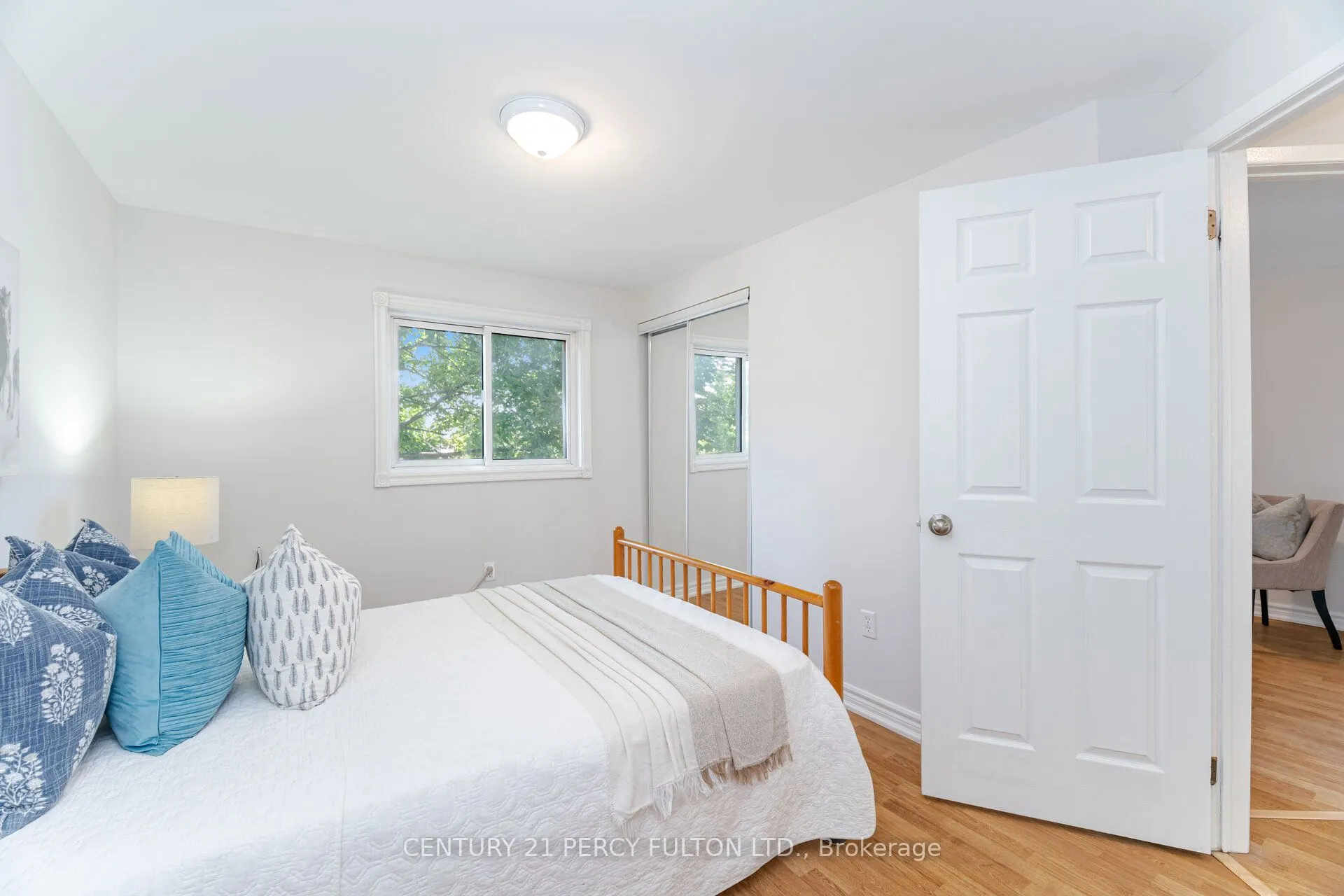 80 Brockman Crescent